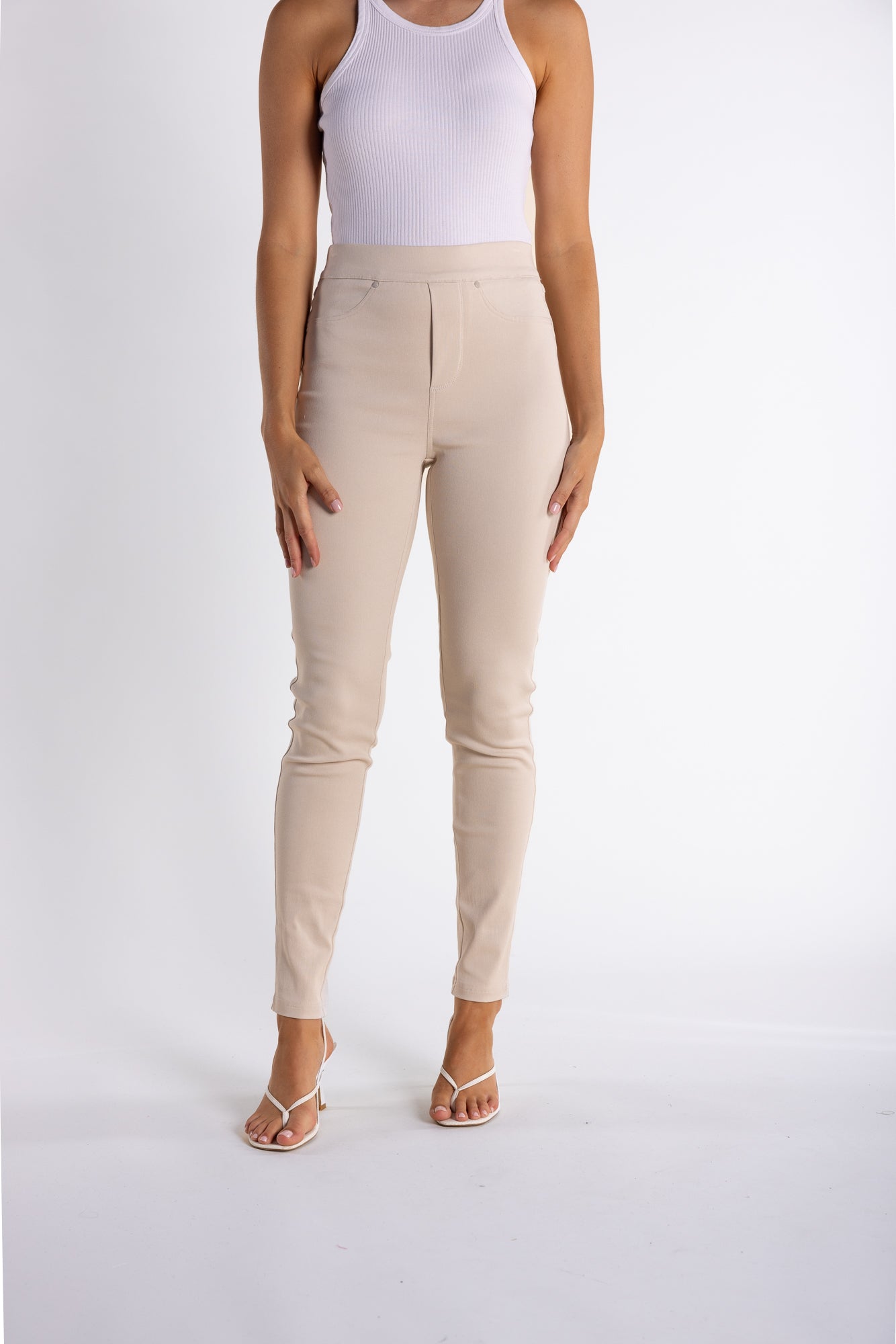 Two T's 7/8 Pull-On Pant - Natural