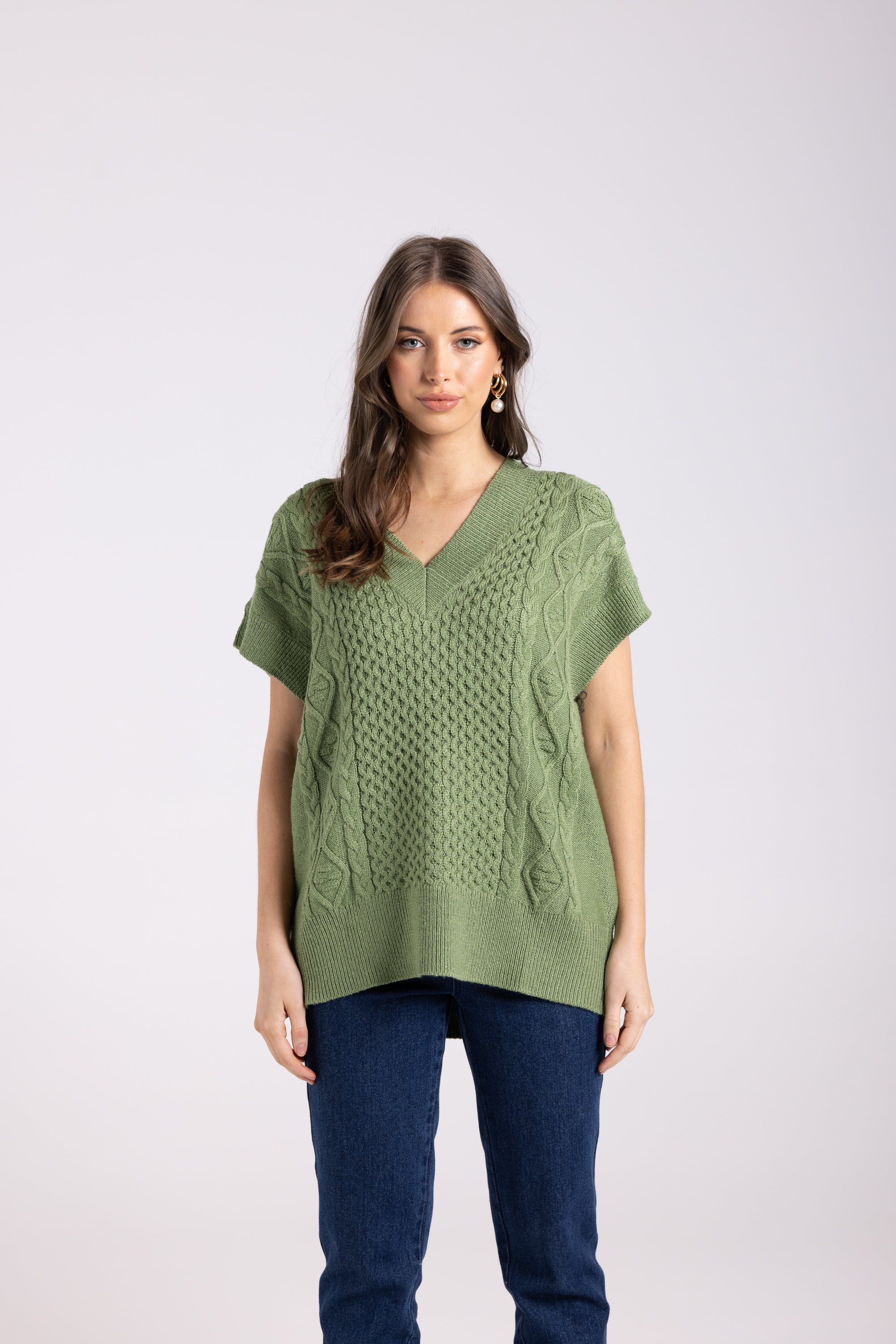 Two T's Cable V-Neck Vest - Kiwi Green