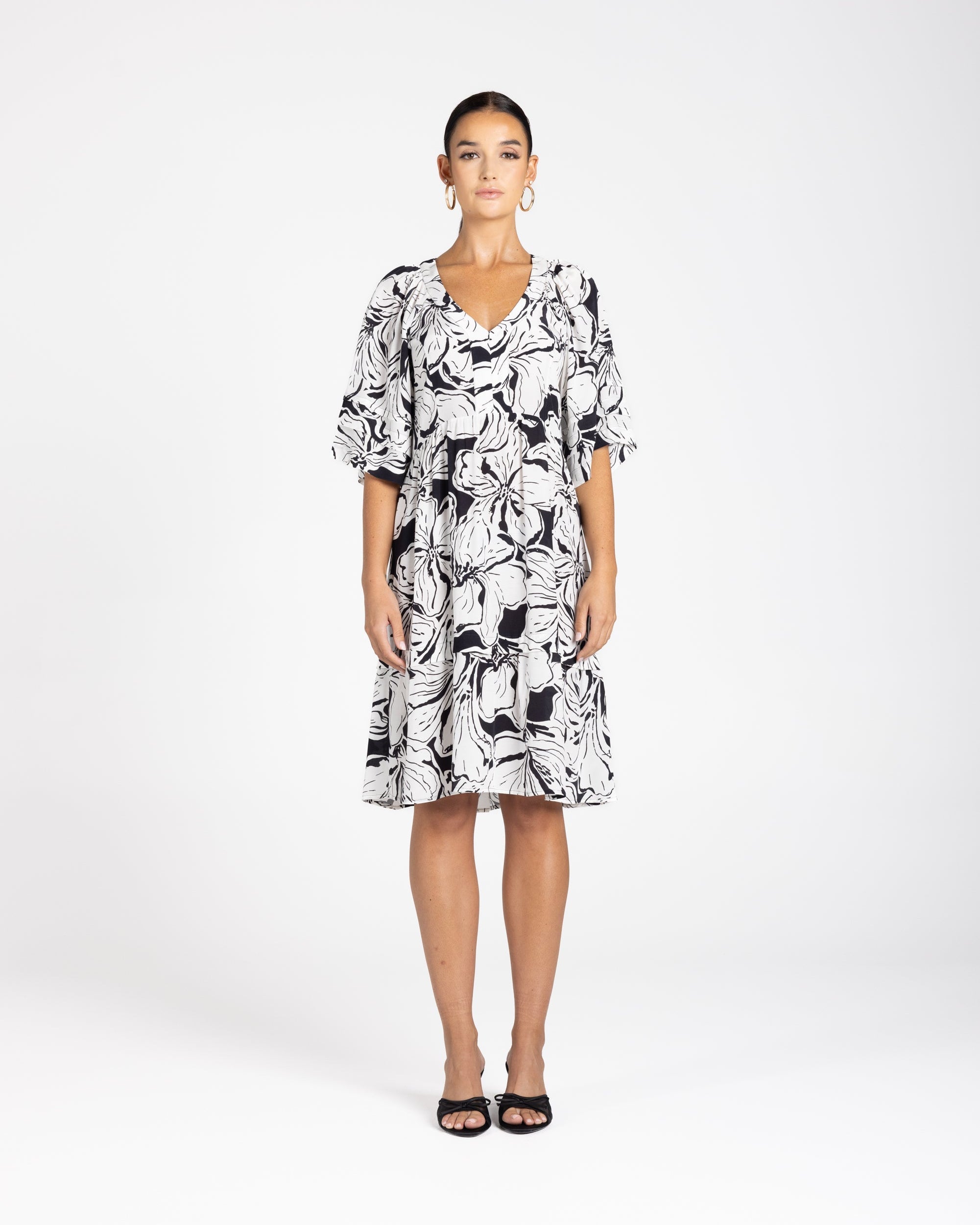 Two T's Hibiscus Print Short Dress