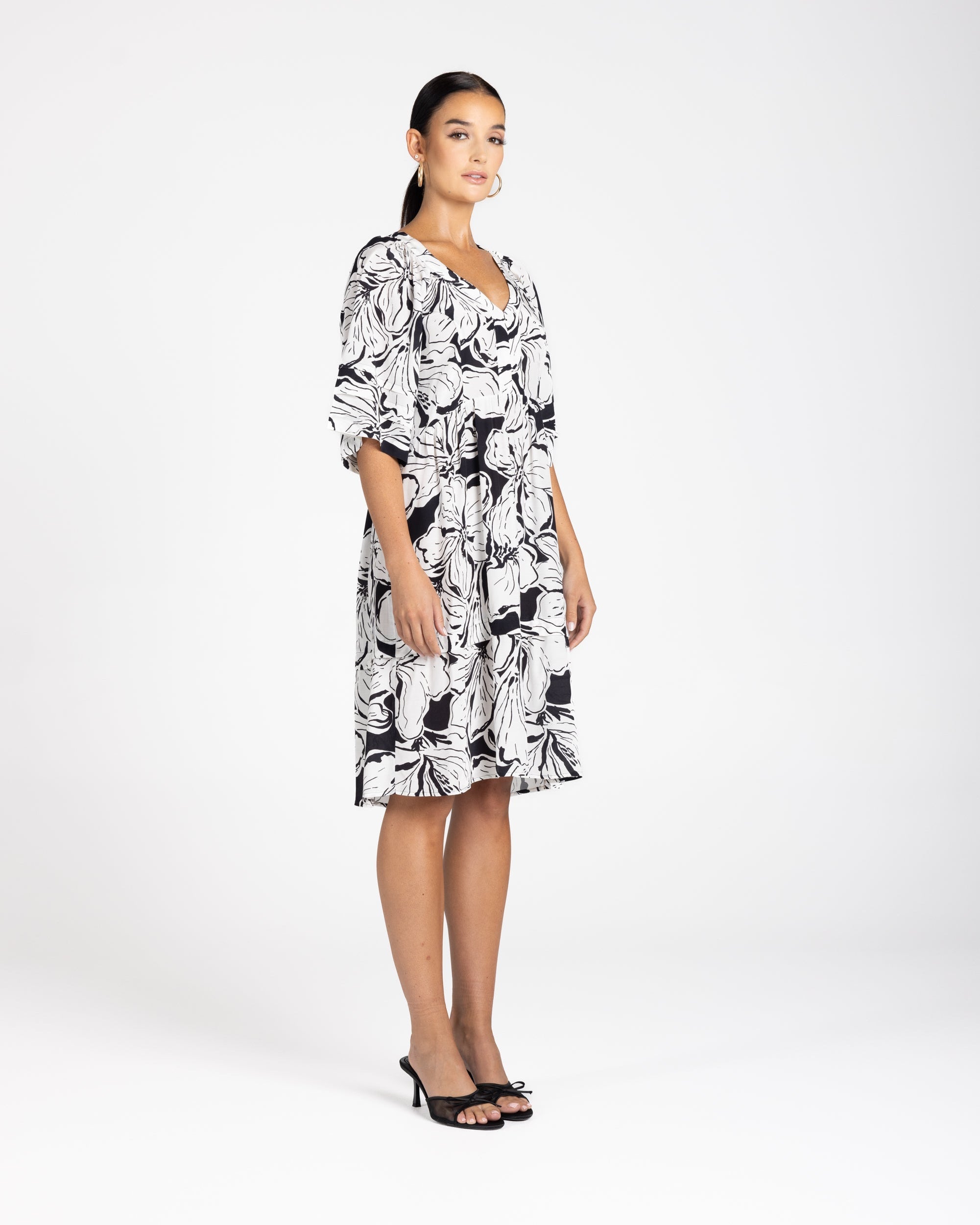 Two T's Hibiscus Print Short Dress