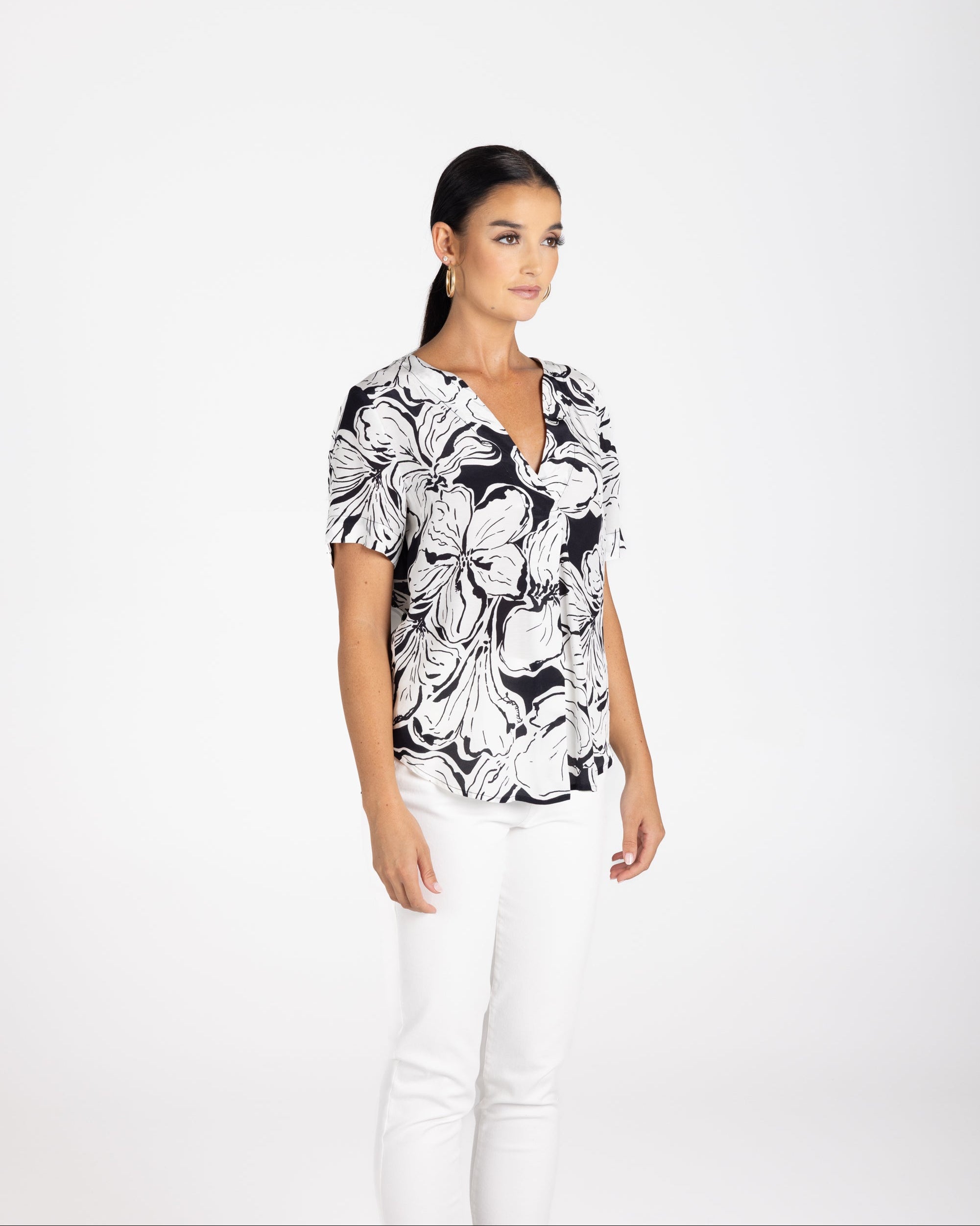 Two T's Hibiscus Print Top