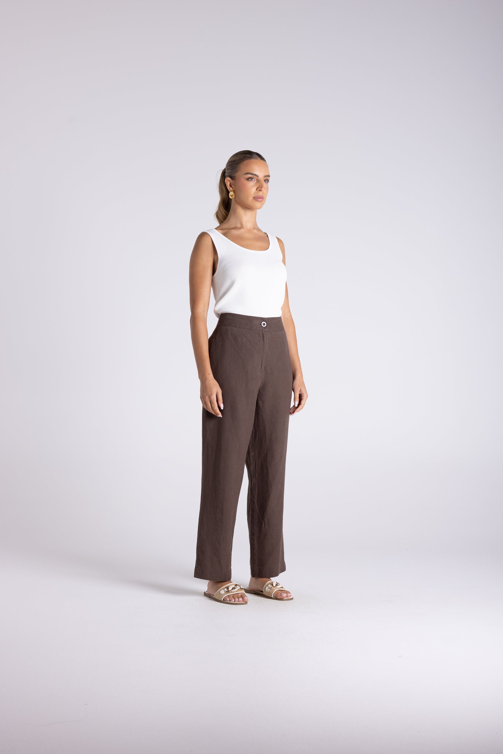 Two T's Luna 7/8 Linen Pant - Chestnut