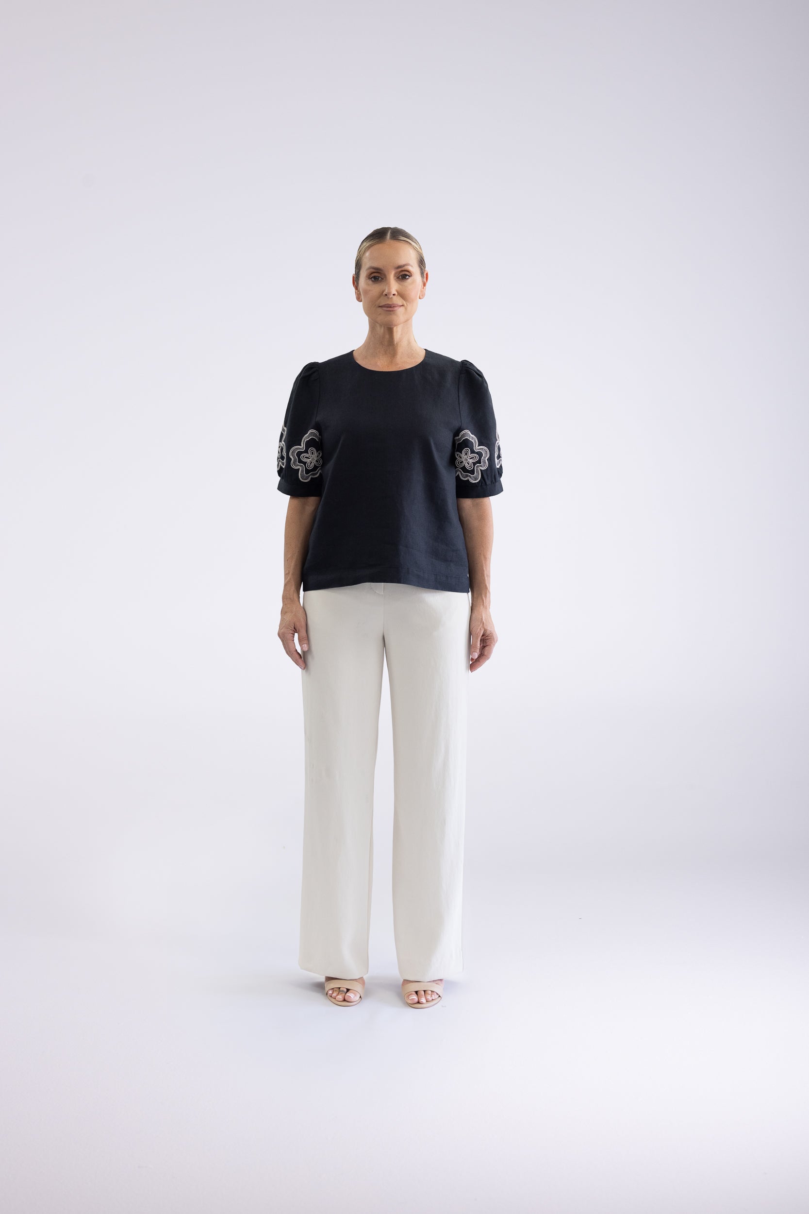 Two T's Nova Top - Black
