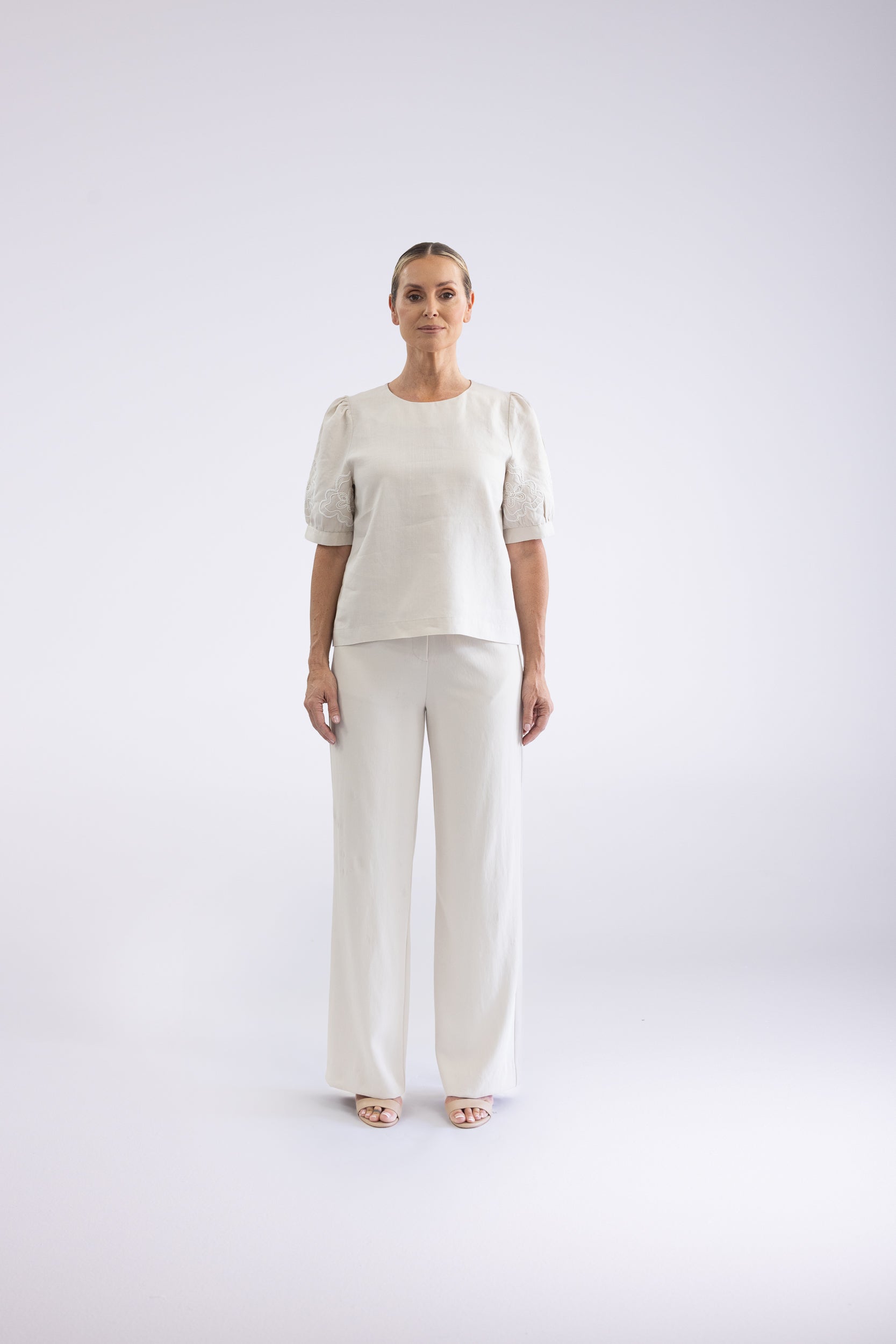 Two T's Nova Top - Straw