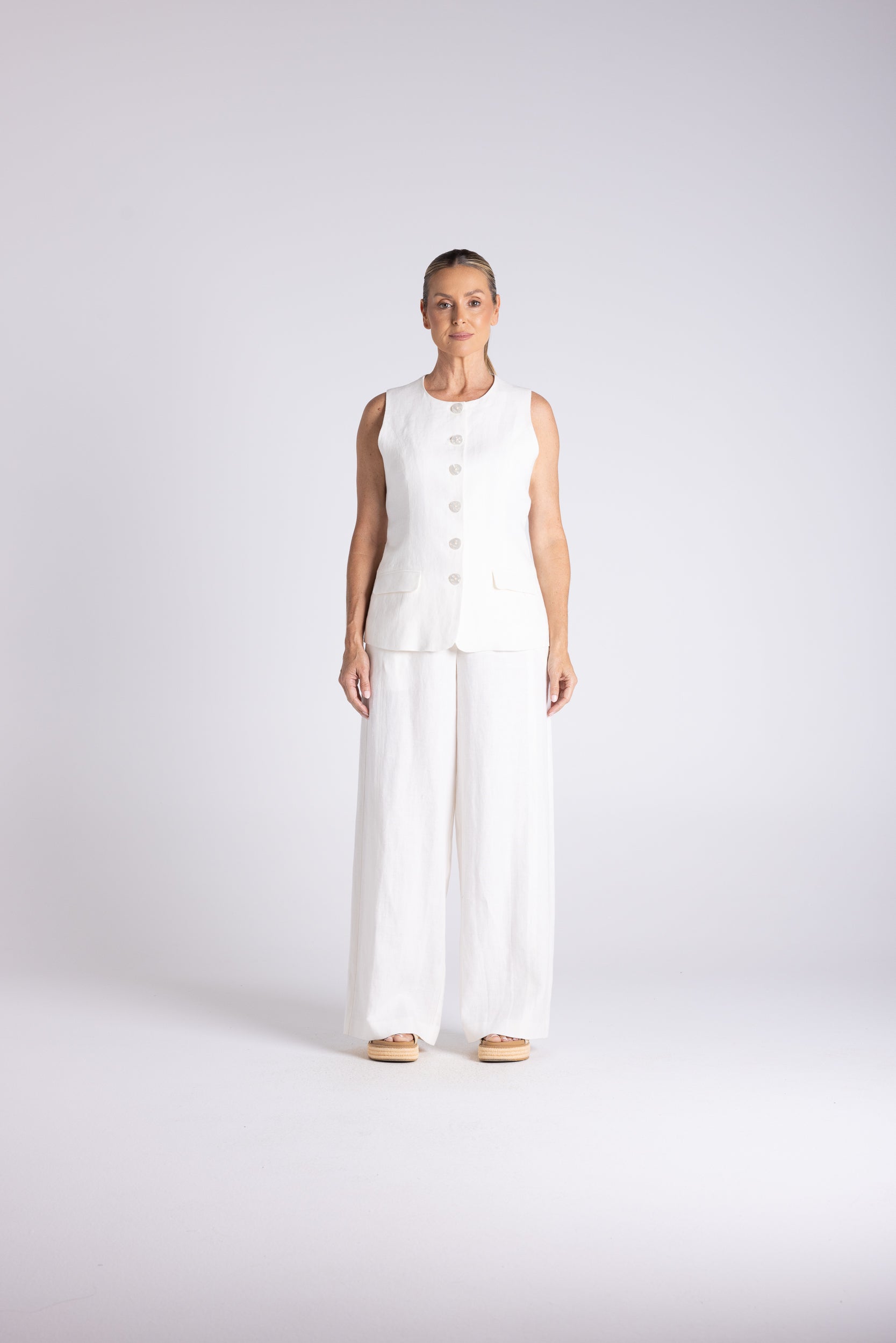 Two T's Abbey Vest - Milk
