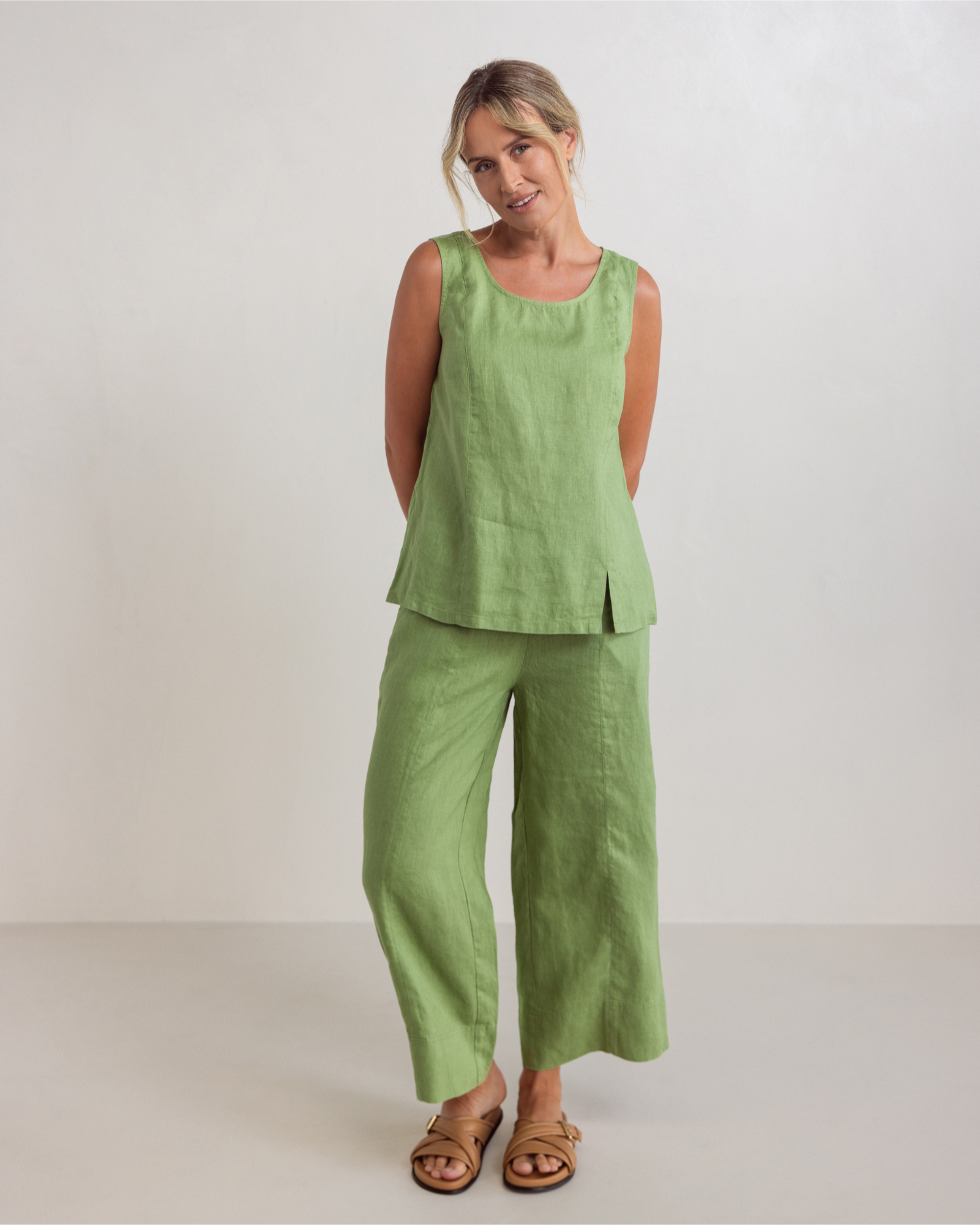See Saw 7/8 Seam Detail Wide Leg Pant - Pistachio