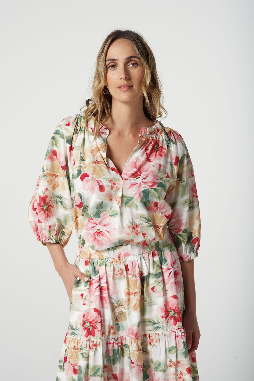 Goondiwindi Cotton Gather Cotton Blouse - Blurred Floral