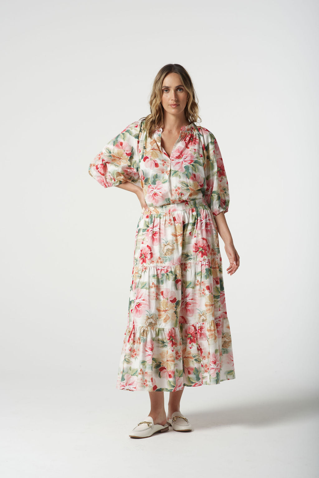Goondiwindi Cotton Gather Cotton Blouse - Blurred Floral