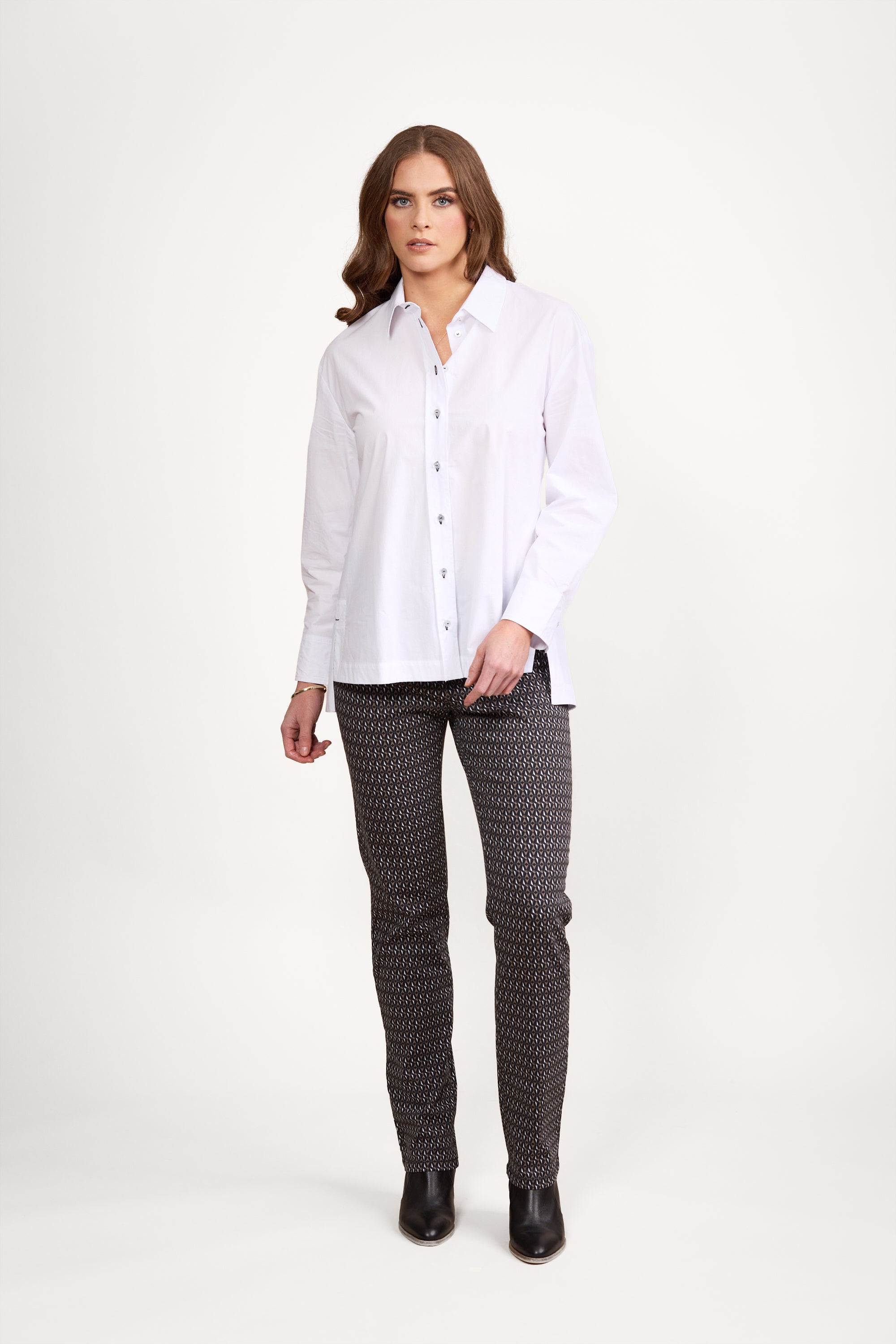 Vassalli Contrast Coloured Stitching Shirt - White/Ink