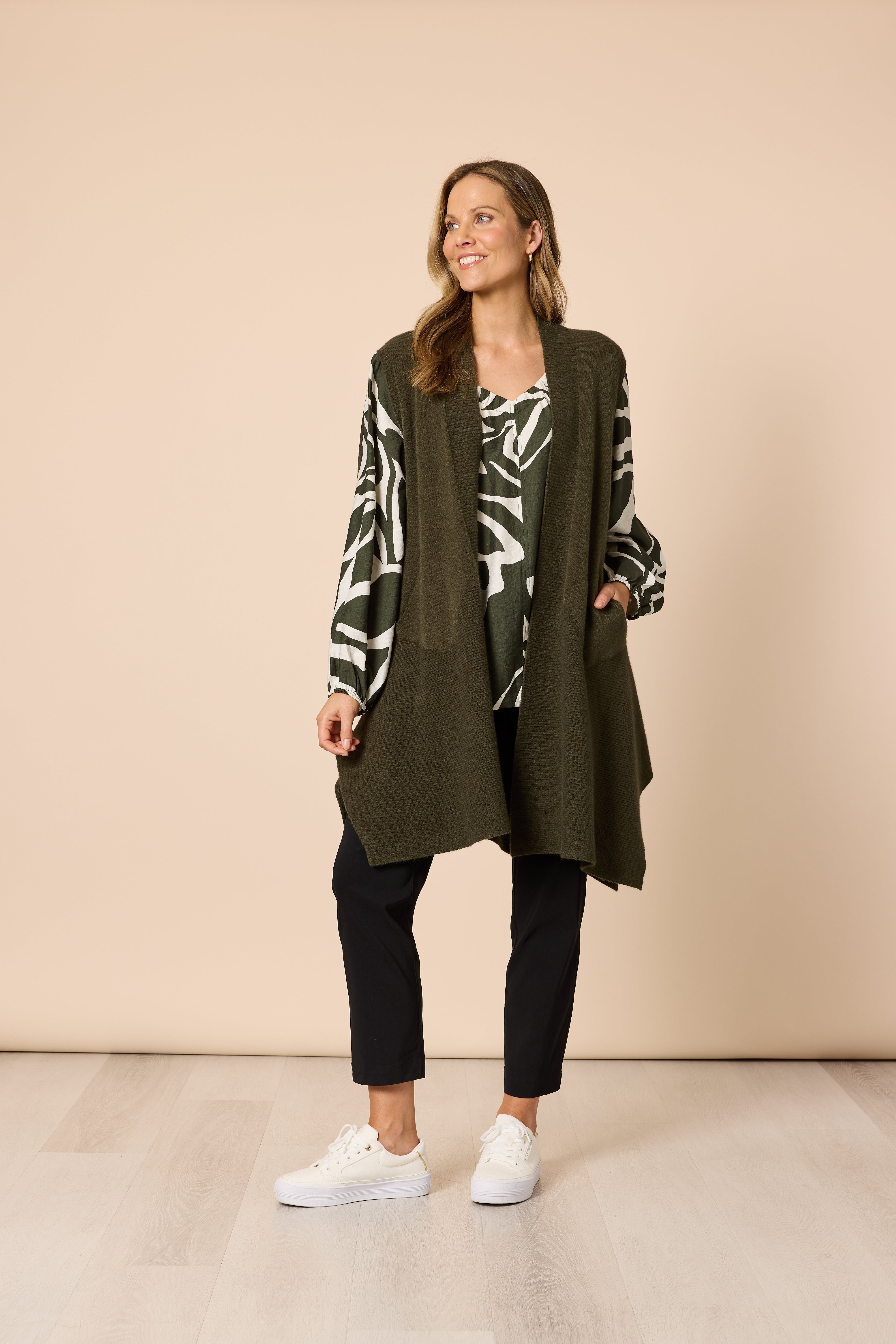 Clarity Casa Longline Knit Vest - Khaki