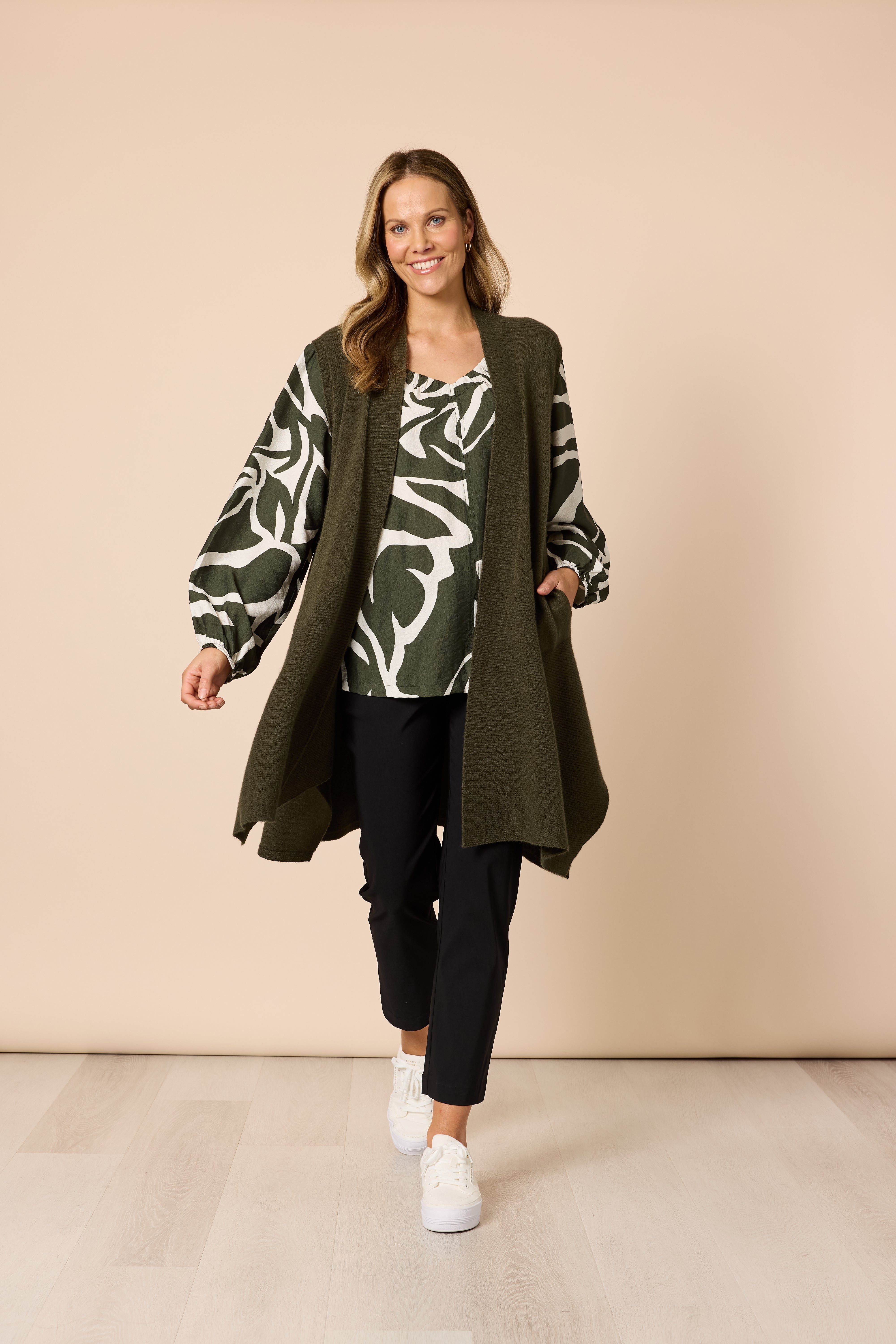 Clarity Casa Longline Knit Vest - Khaki