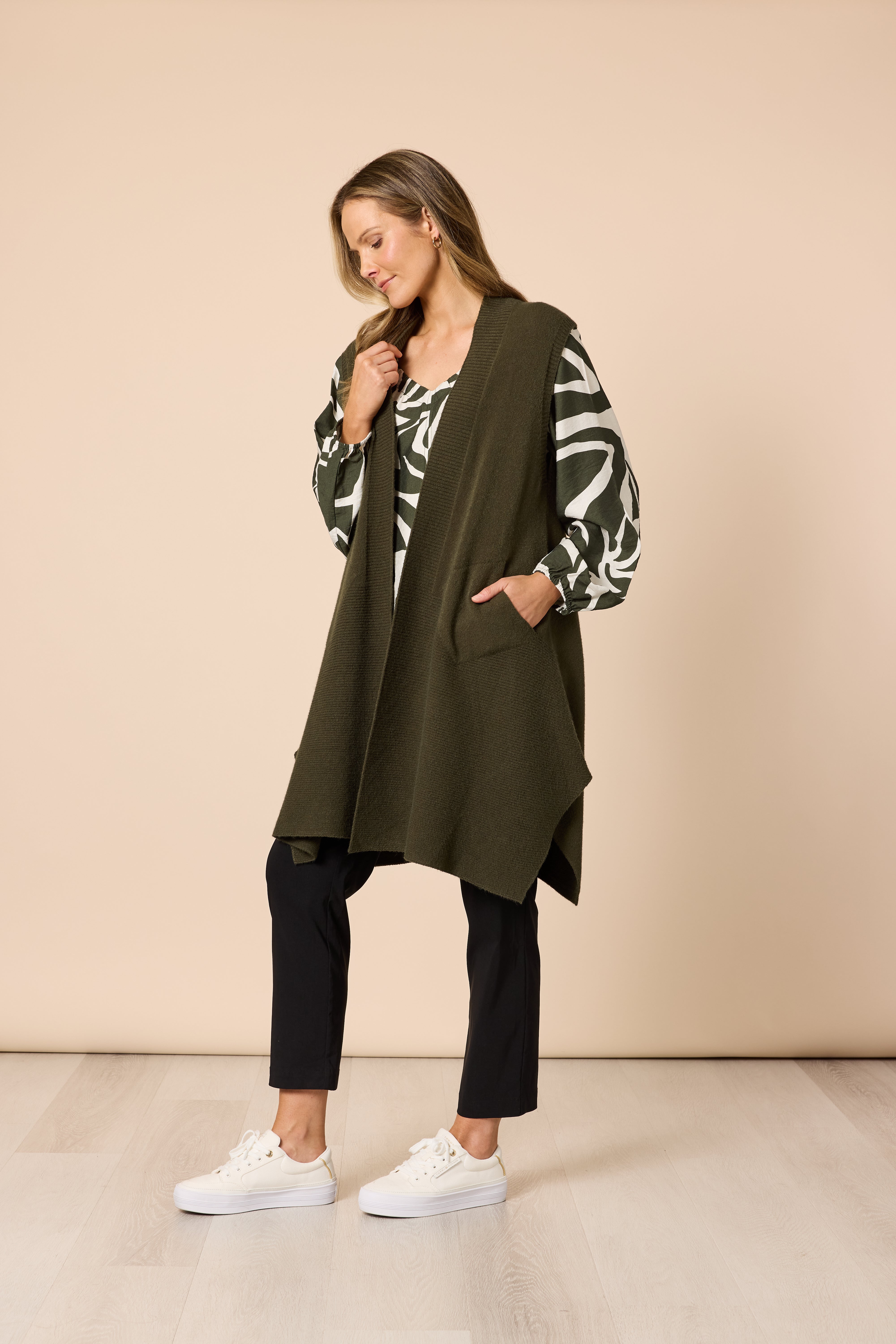 Clarity Casa Longline Knit Vest - Khaki