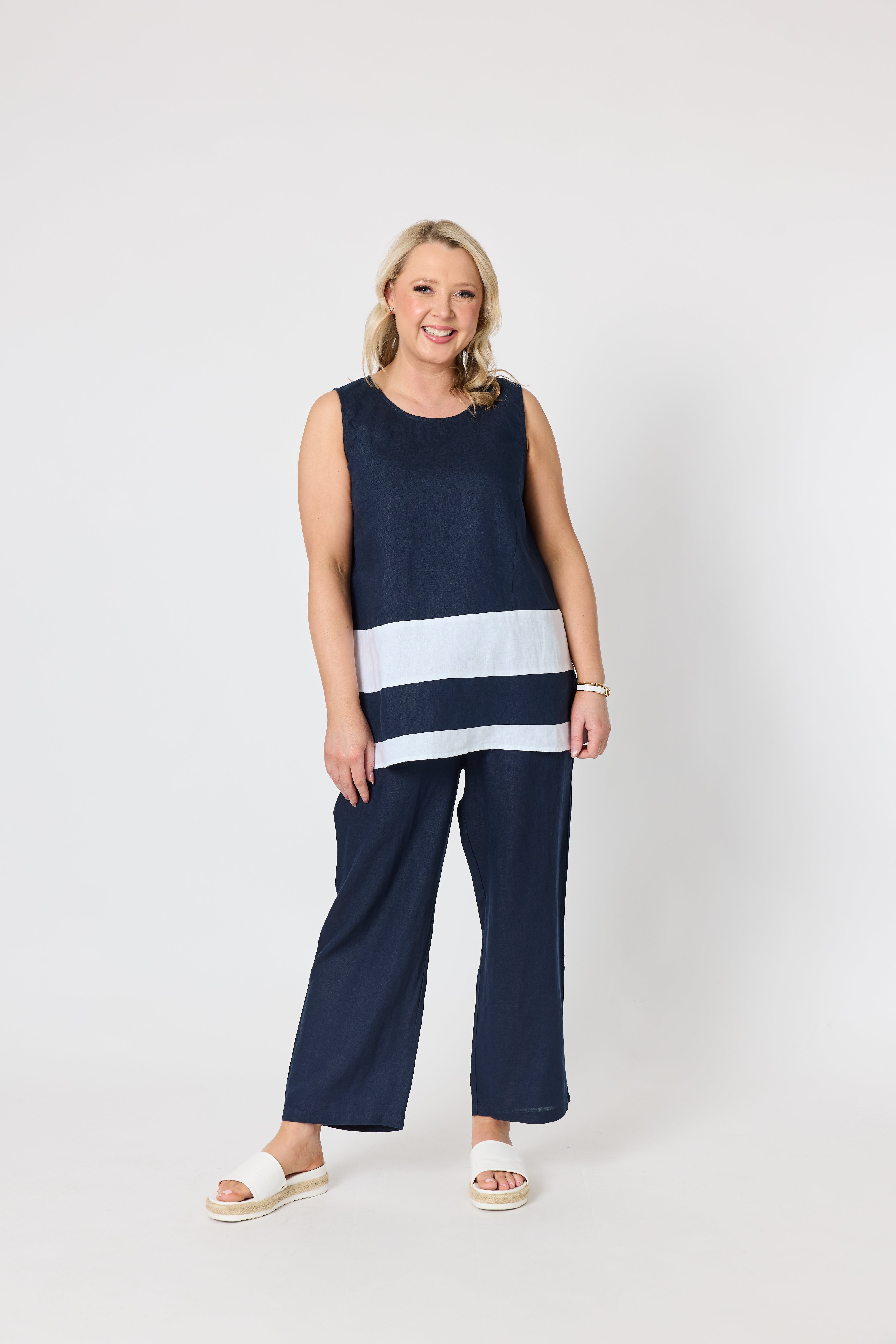 Gordon Smith Chloe Linen Top - Navy/White