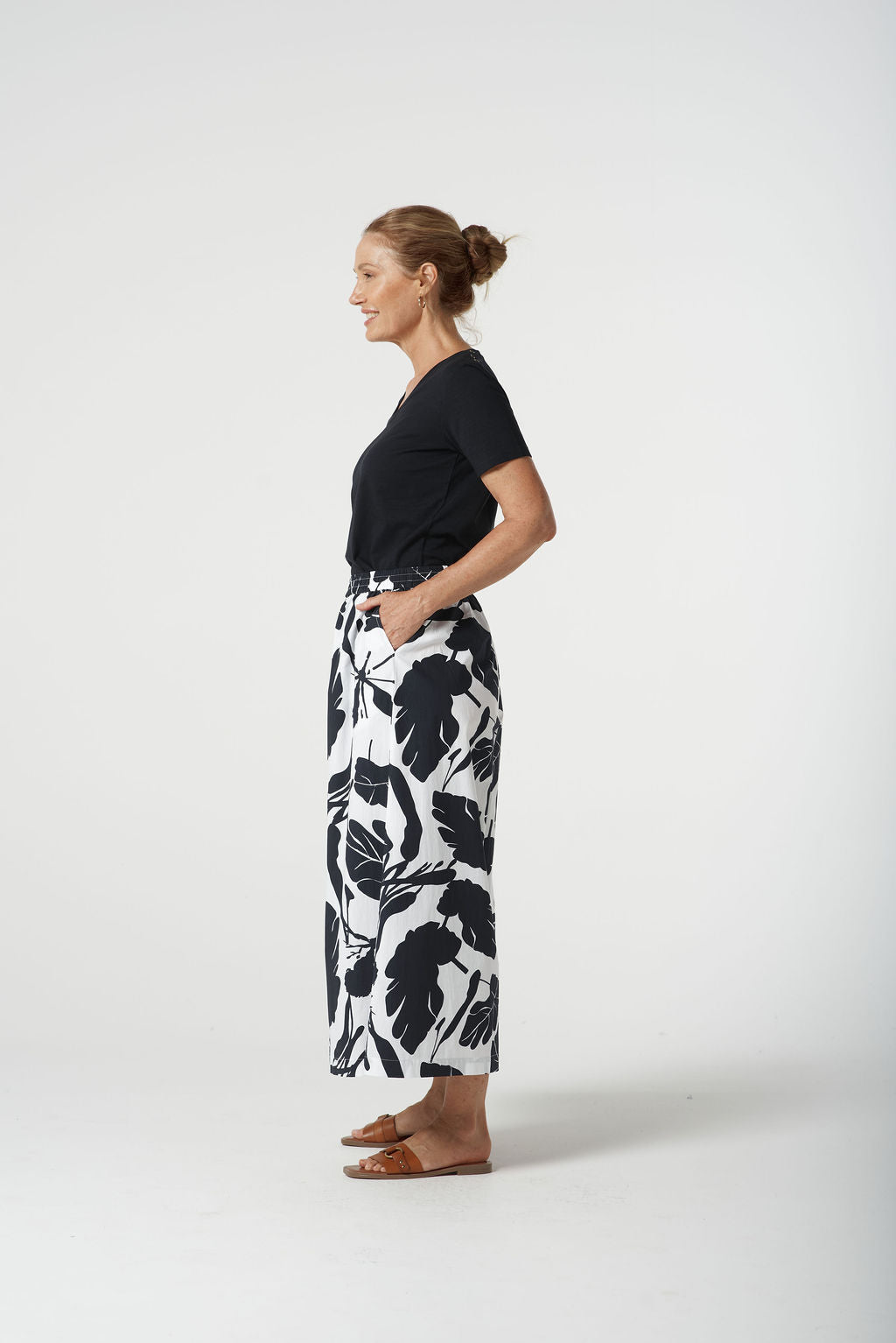 Goondiwindi Cotton Block Leaf Culottes - Navy/White