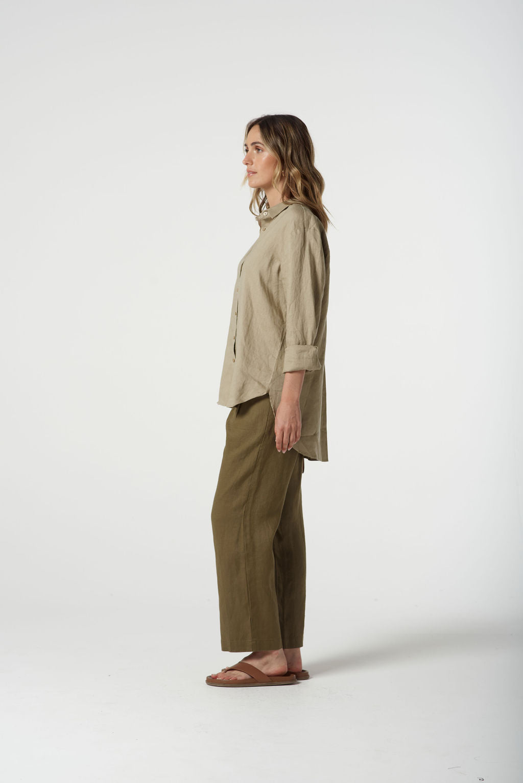 Goondiwindi Cotton Tapered Manstyle Cropped Pant - Otter