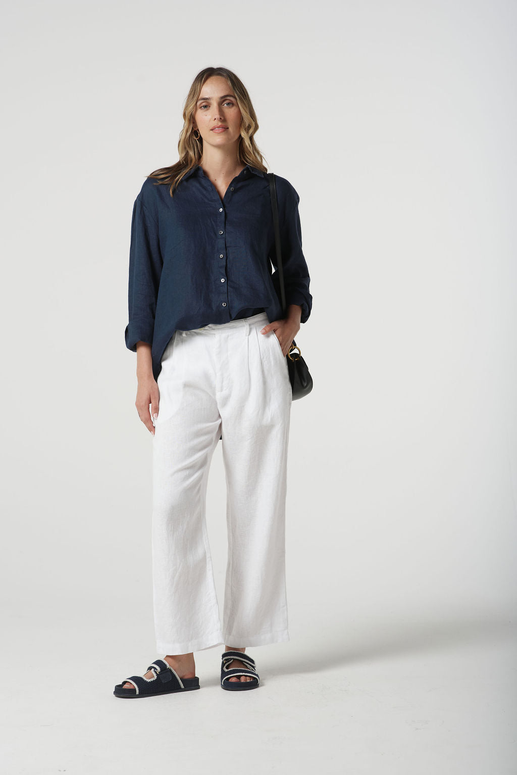 Goondiwindi Cotton Tapered Manstyle Cropped Pant - White