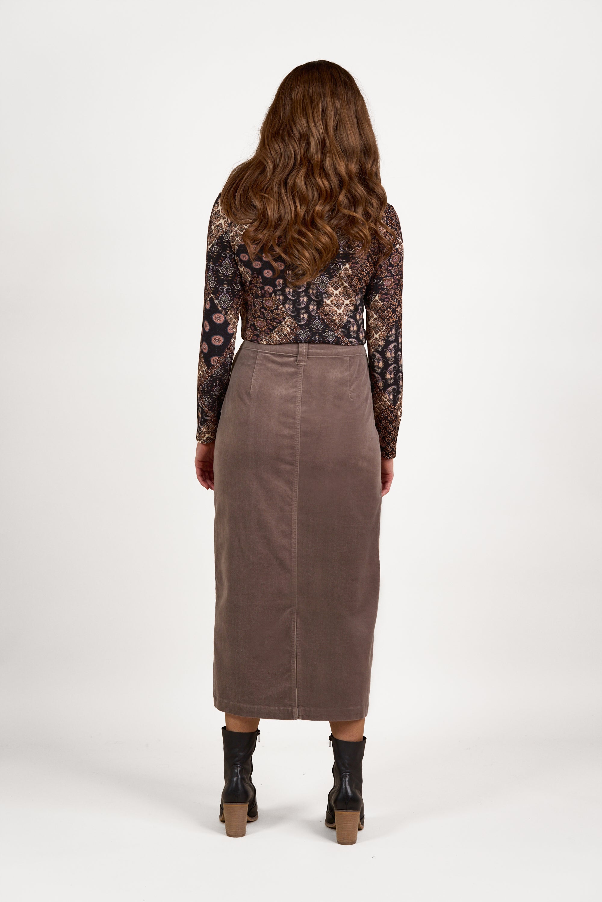 Vassalli Mid Length Cord Skirt - Taupe