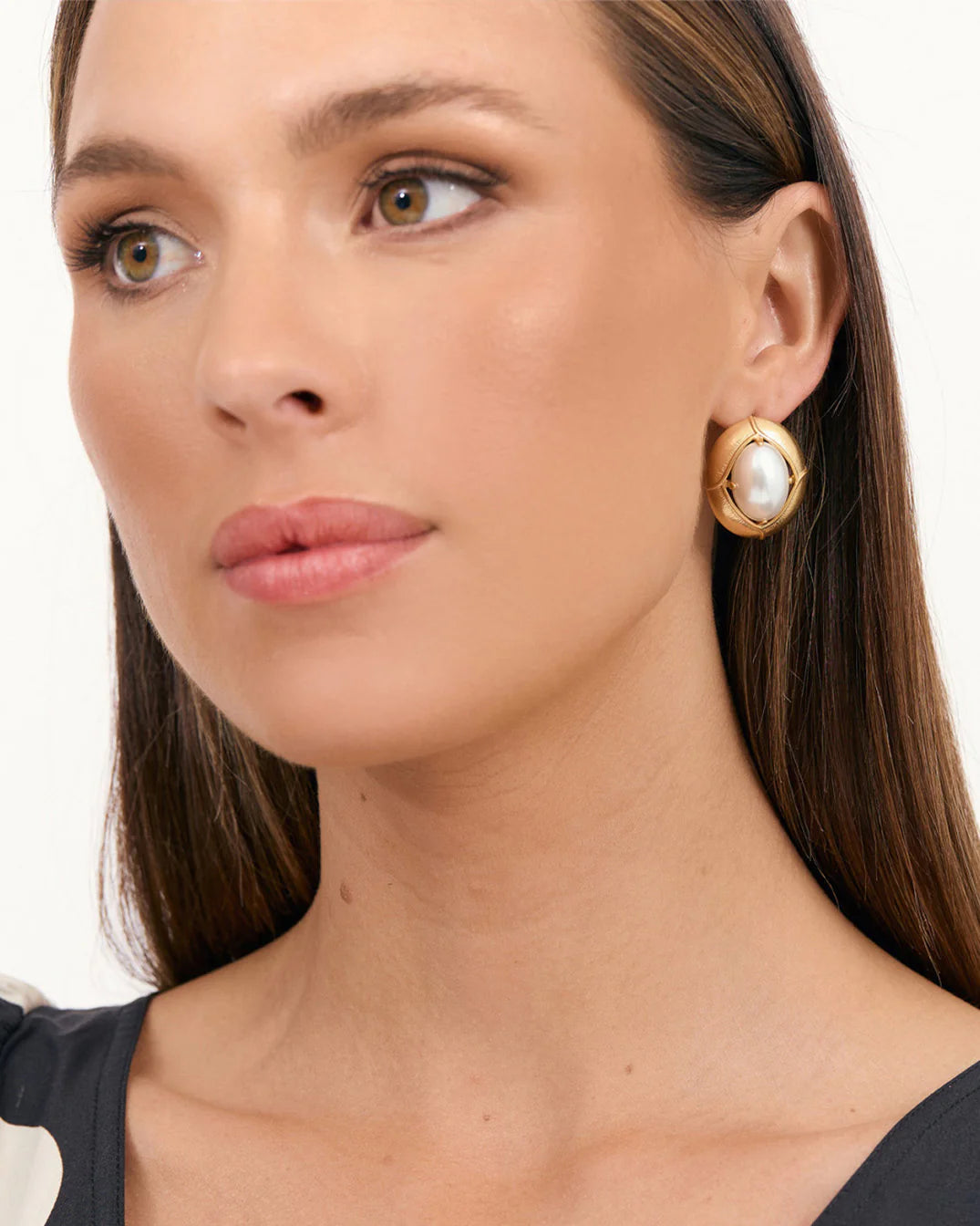 Adorne Retro Dome Oval Earrings - Pearl