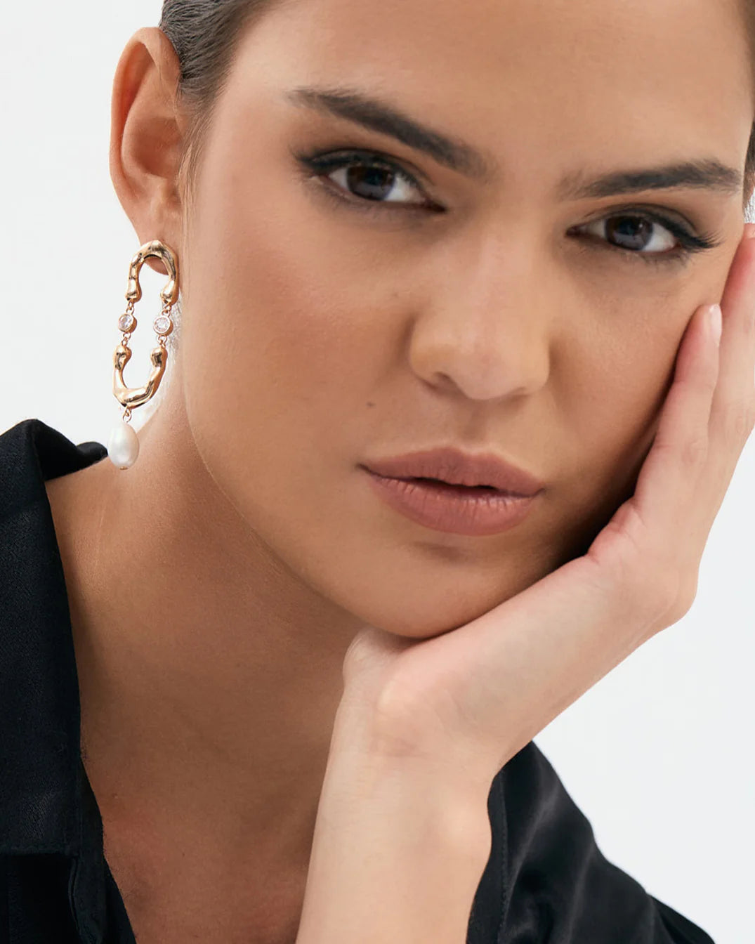 Adorne Freshwater Pearl Drop Arch Earrings - Cream