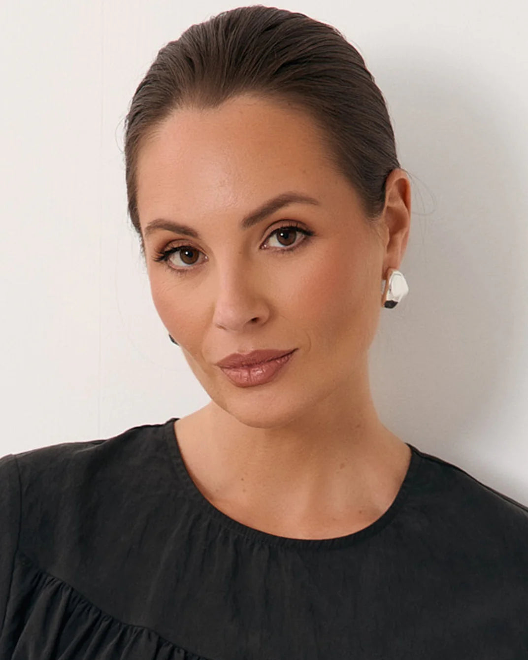 Adorne Bevelled Metal Hoops