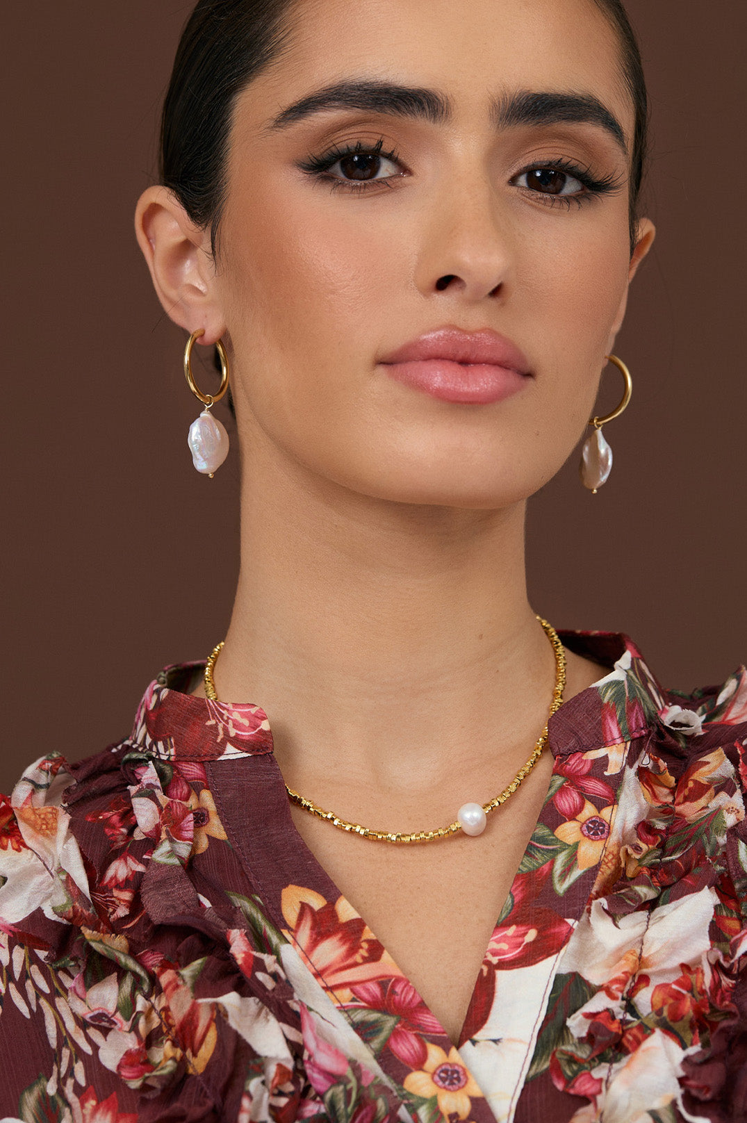 Adorne Metal Chip and Pearl Short Necklace