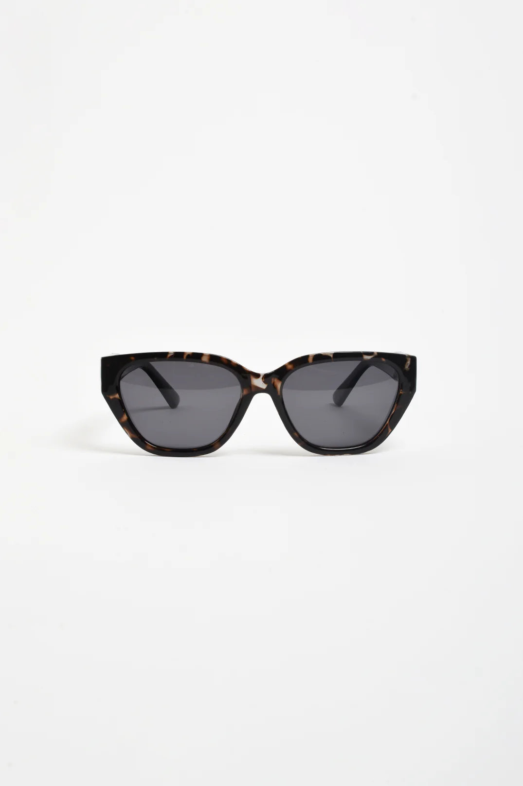 Adorne Ascot Sunglasses - Black/Tort