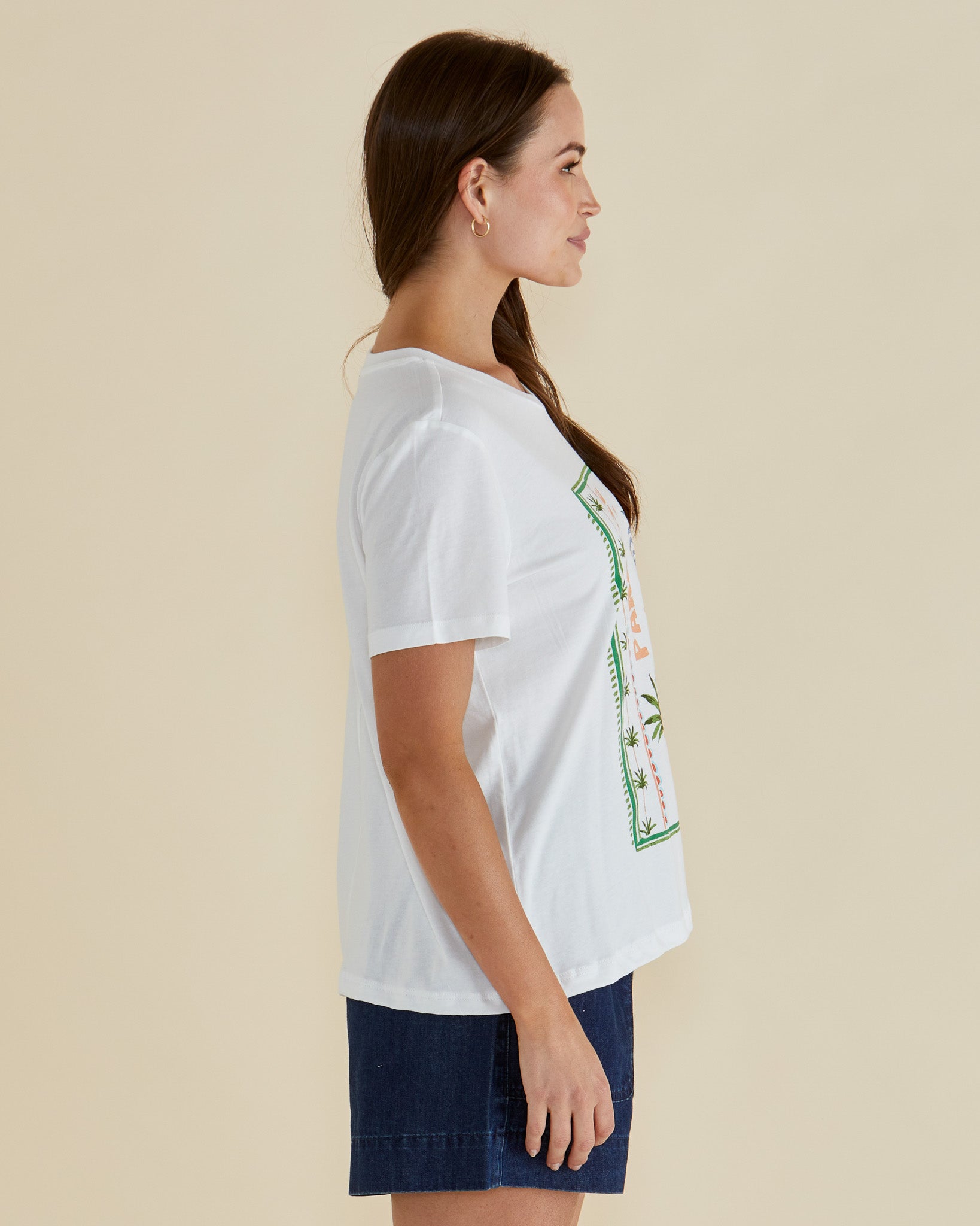 Betty Basics Ellia Crew Tee - Paradise Beach Print