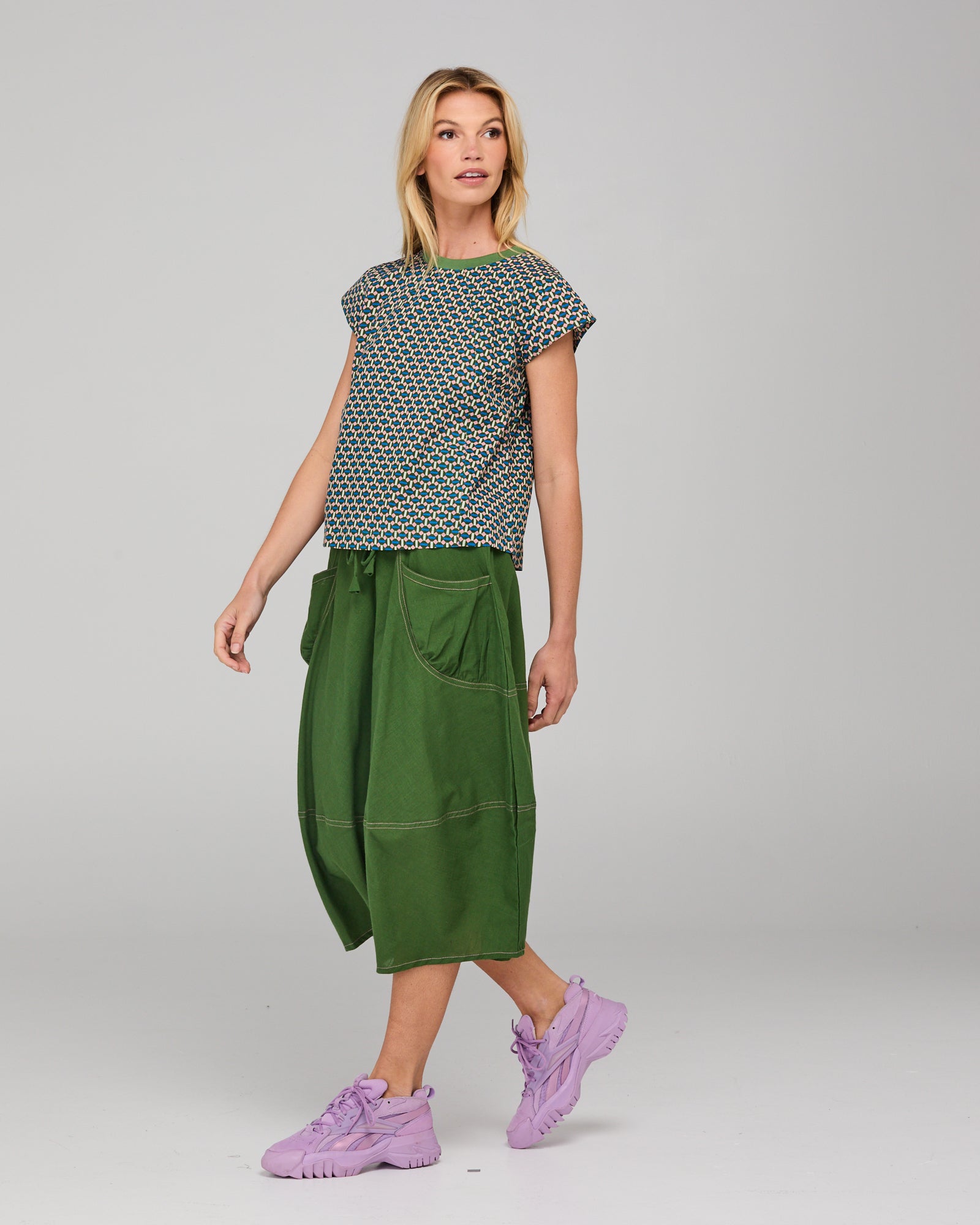 Boom Shankar Leaf Top - Sakura