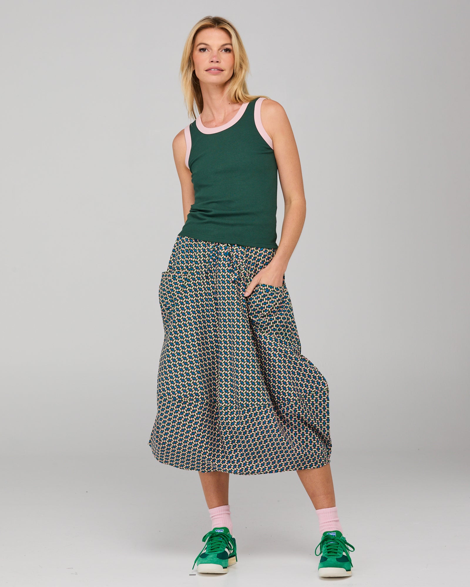 Boom Shankar Guru Skirt - Sakura