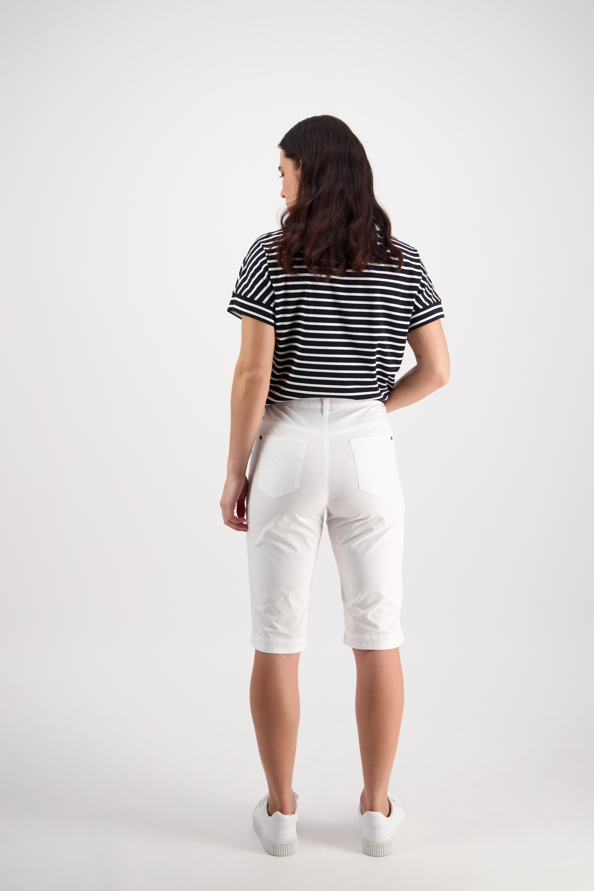Vassalli Plain Straight Leg Short - White