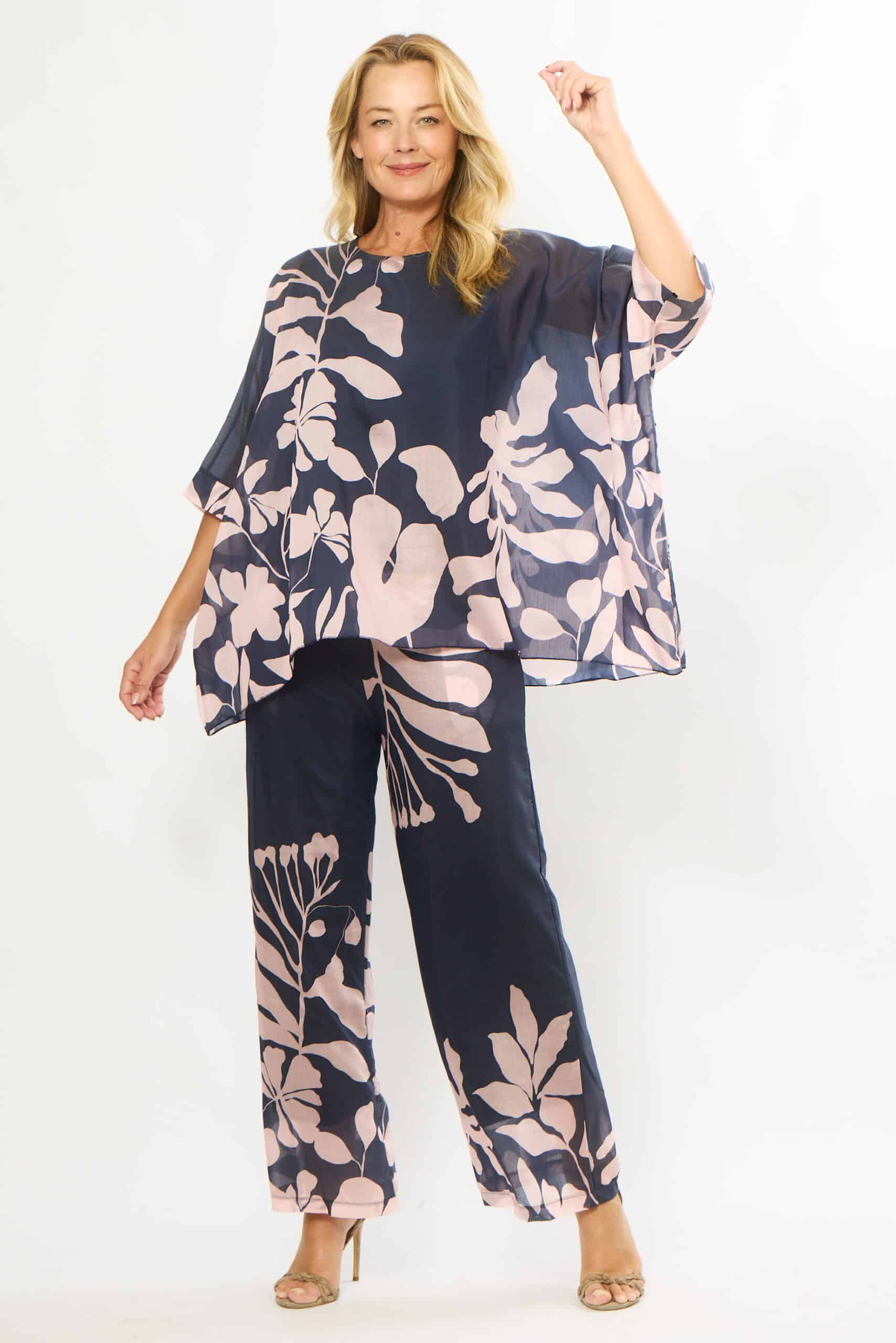 La Strada Pants - Navy/Pink