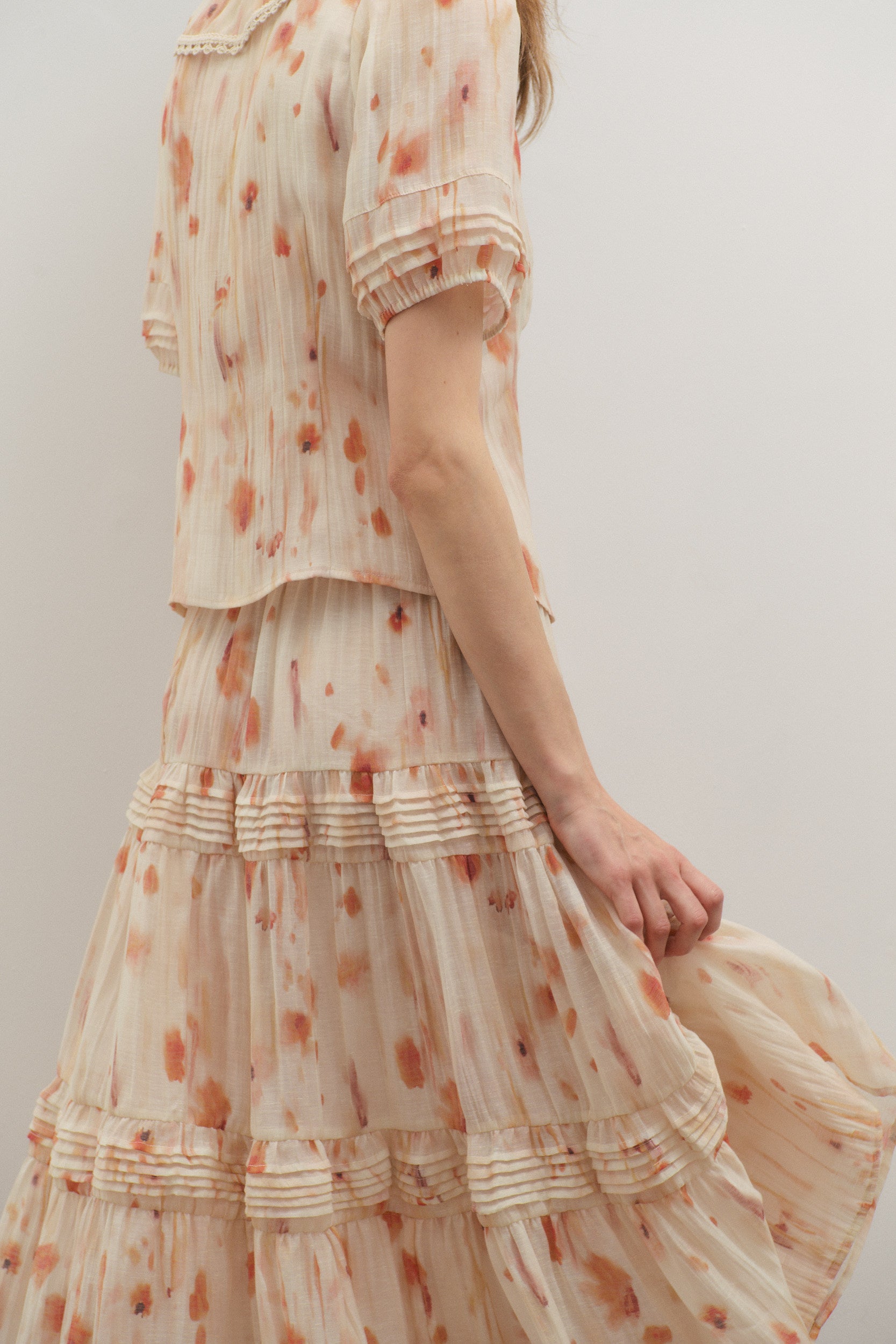 Maevarii Apricity Short Sleeve Shirt - Peaches & Cream