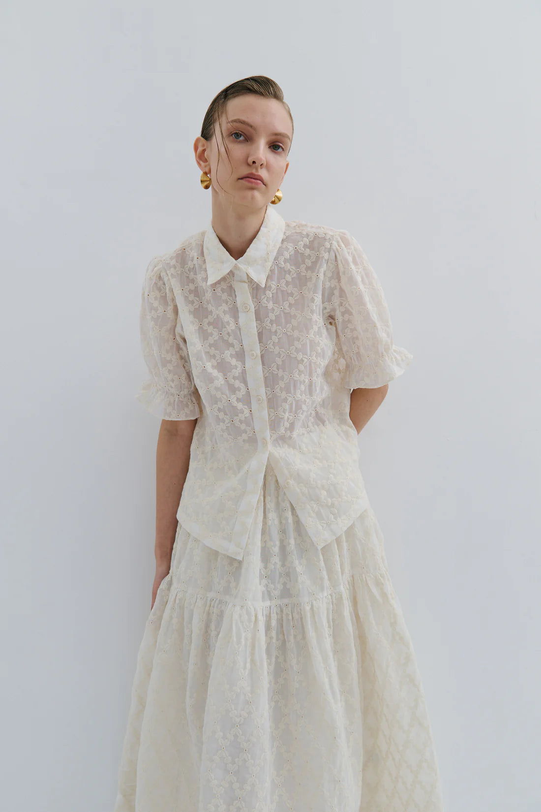 Maevarii Teacup Short Puff Sleeve Shirt - White Queen