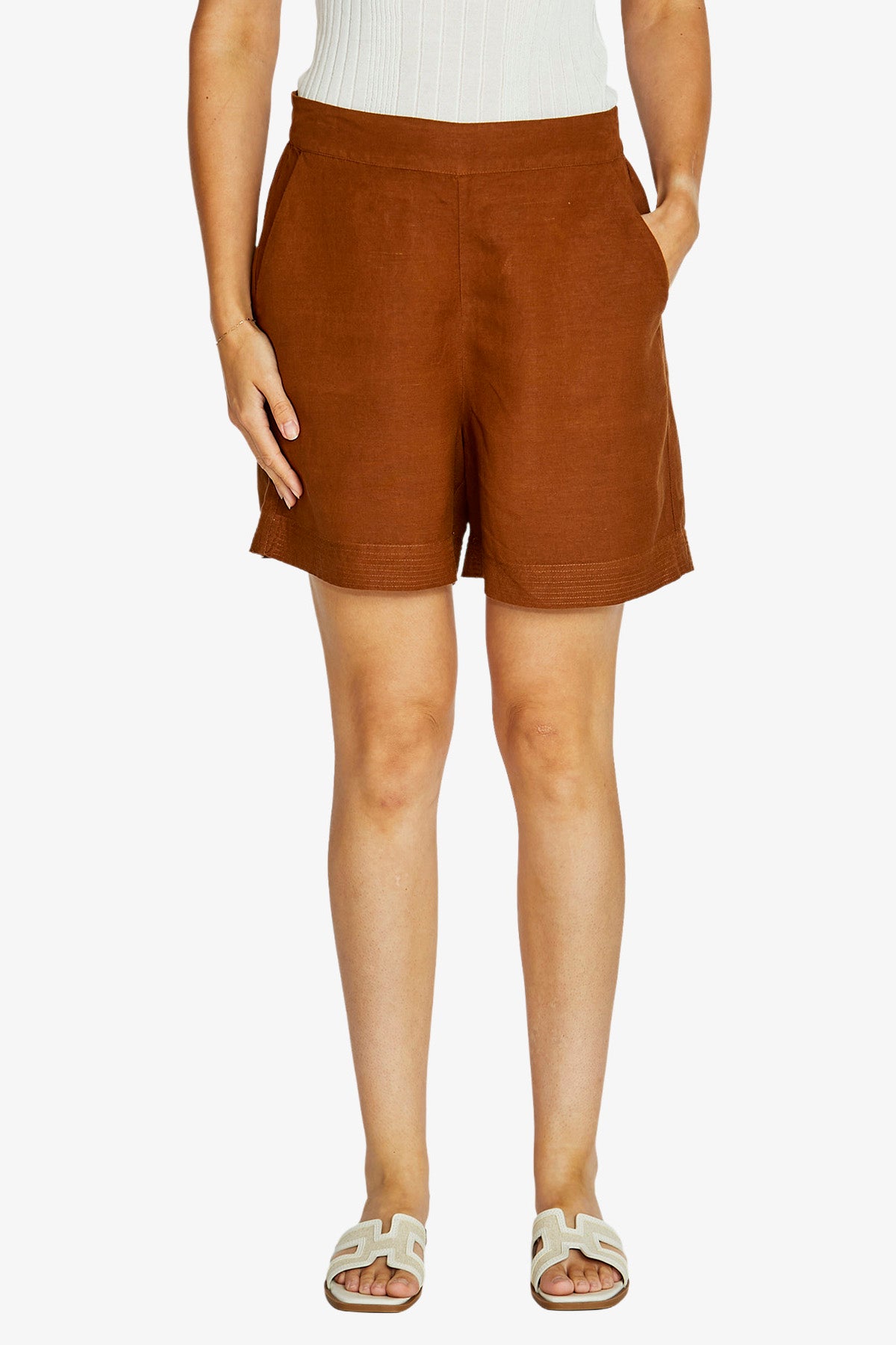 Ping Pong Lisa Stitch Hem Detail Short - Coffee