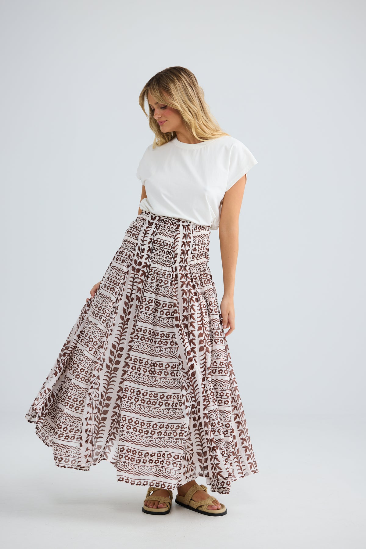 Talisman Balmoral Skirt - Chocolate Paro