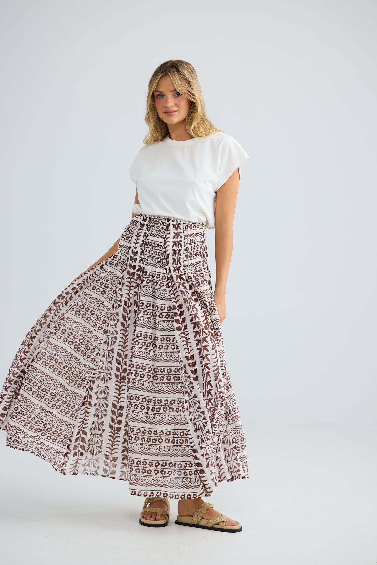 Talisman Balmoral Skirt - Chocolate Paro