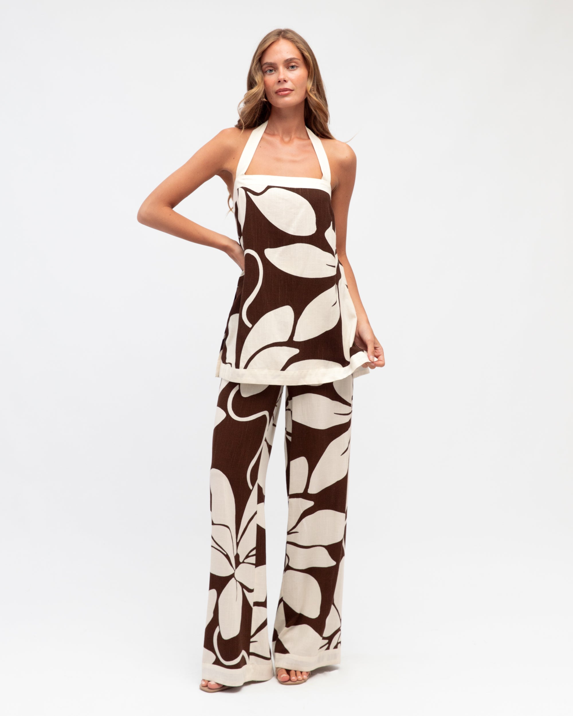 White Closet Summer Bloom Pants