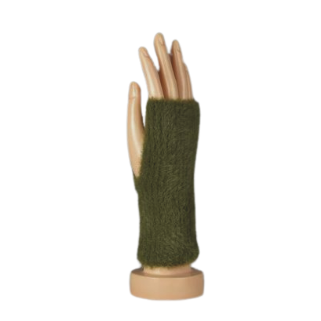 Taylor Hill Fluffy Fingerless Gloves