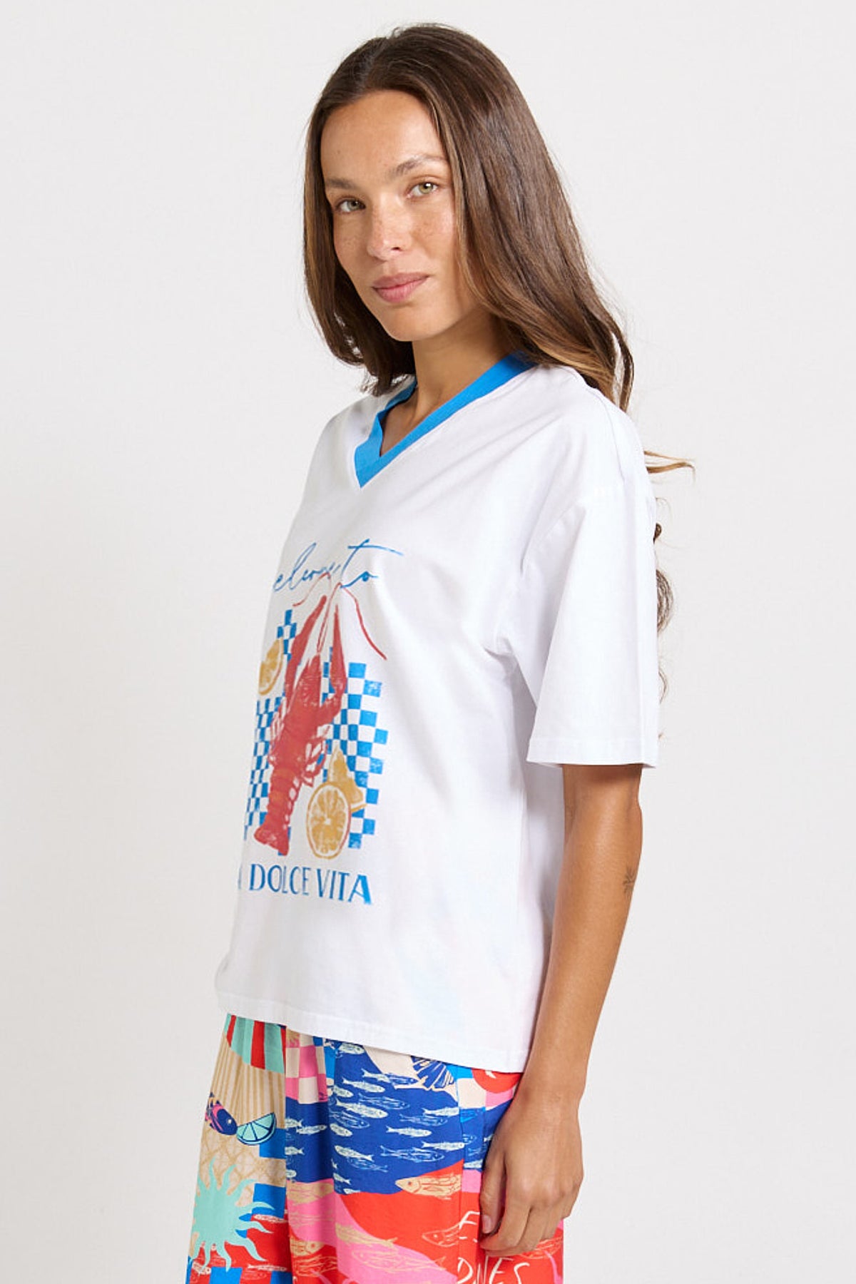 Betty Basics V-Neck Boxy Tee - La Dolce Vita