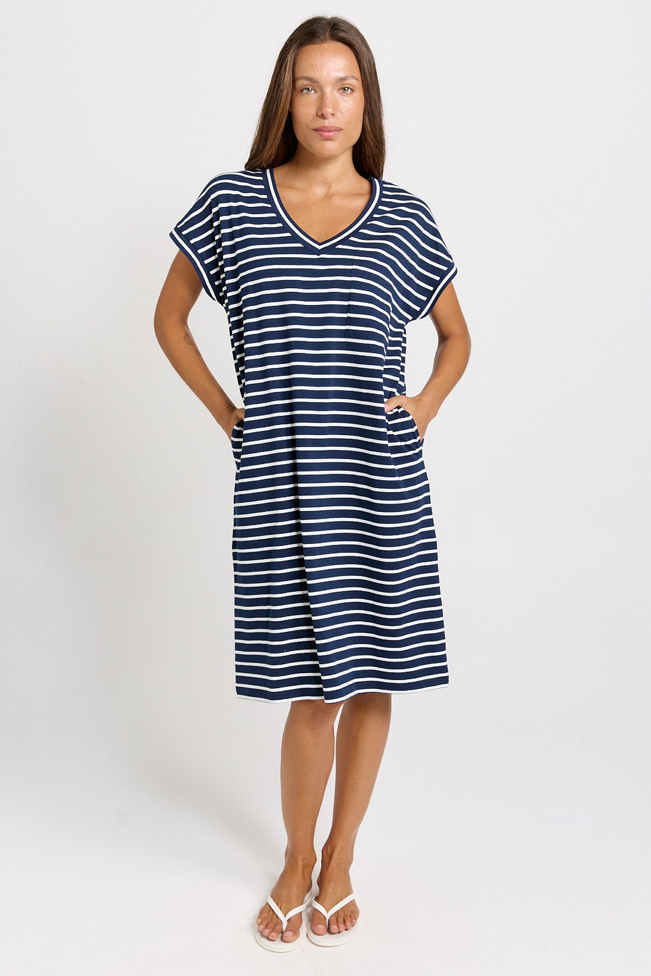 Betty Basics Zena T-Shirt Dress - Navy/White Stripe