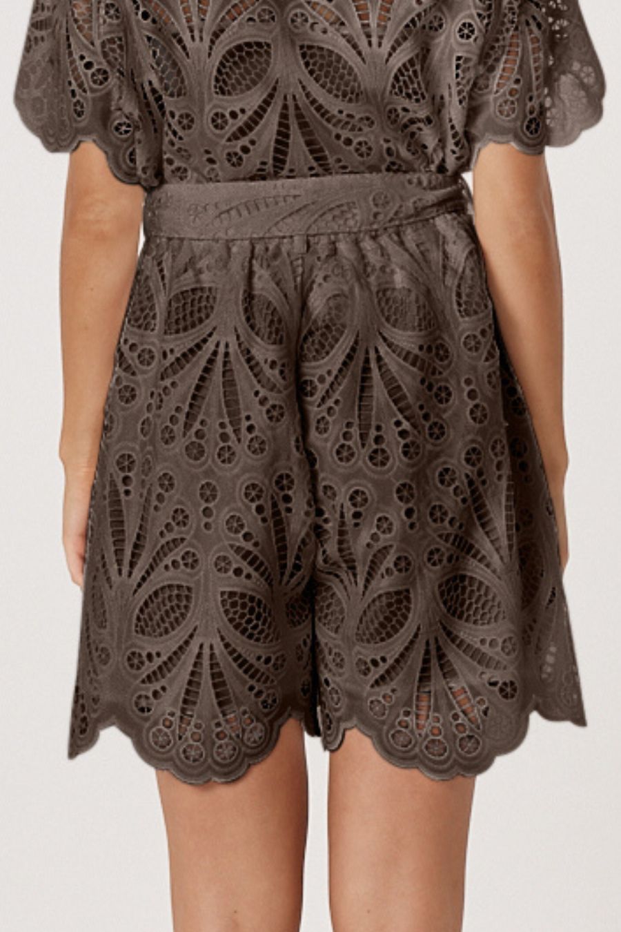 Fate+Becker Elara Broderie Short - Chocolate
