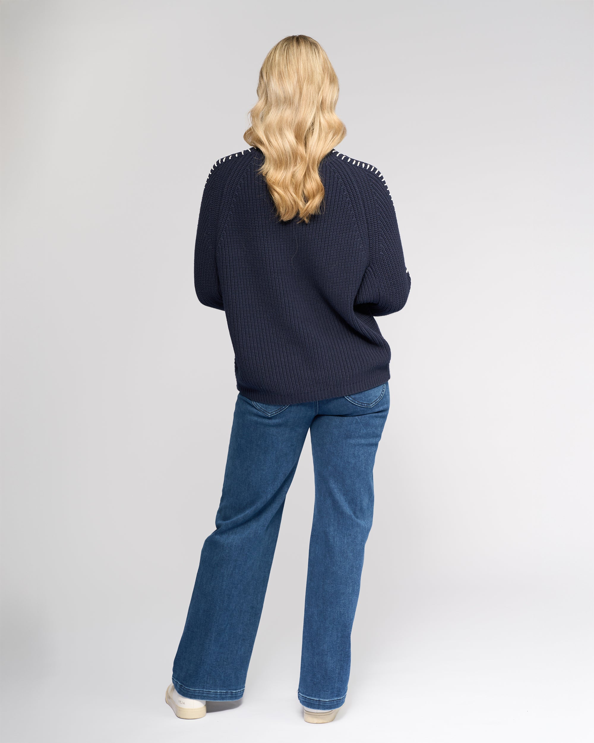 Vassalli Star Sweater - Ink