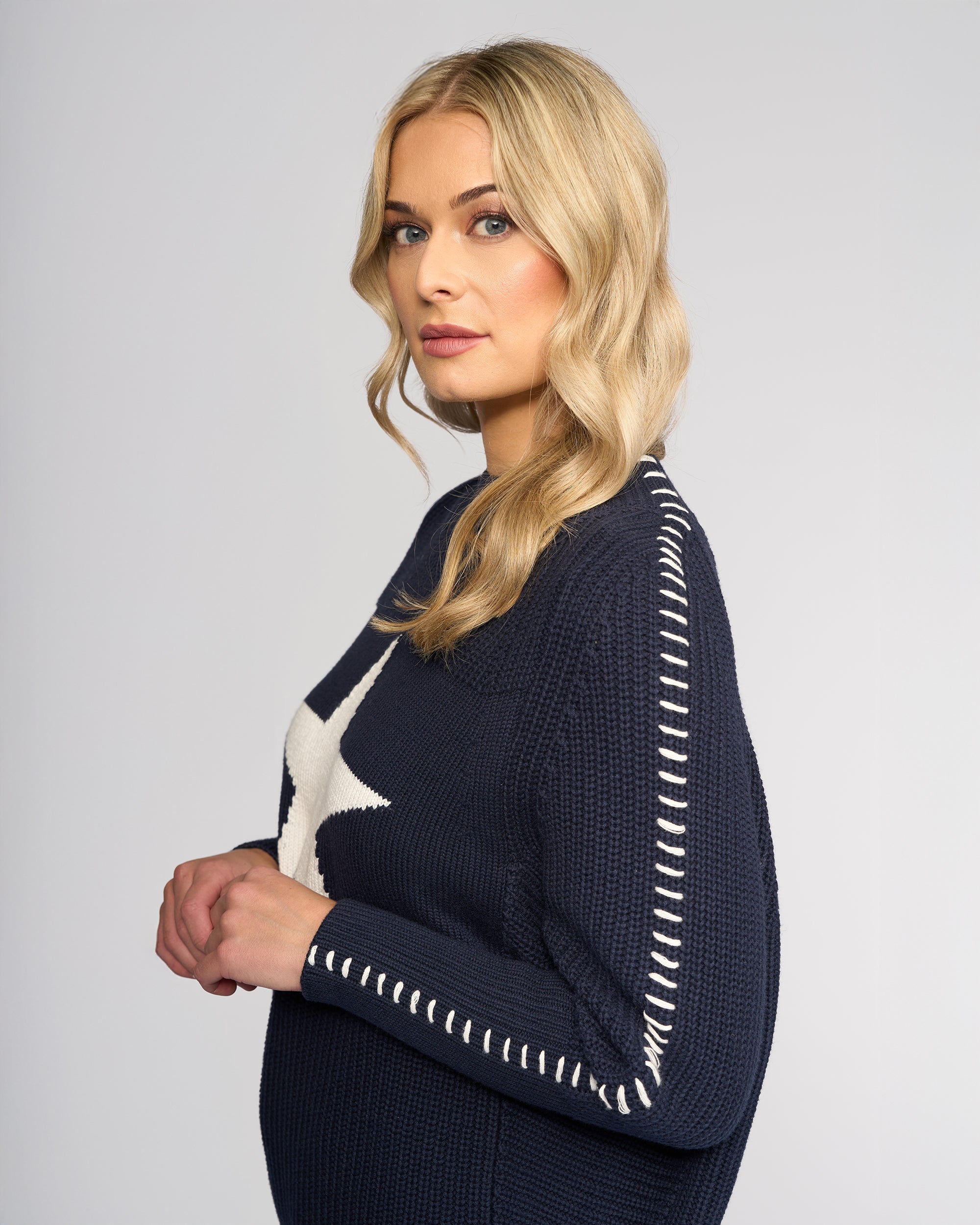 Vassalli Star Sweater - Ink