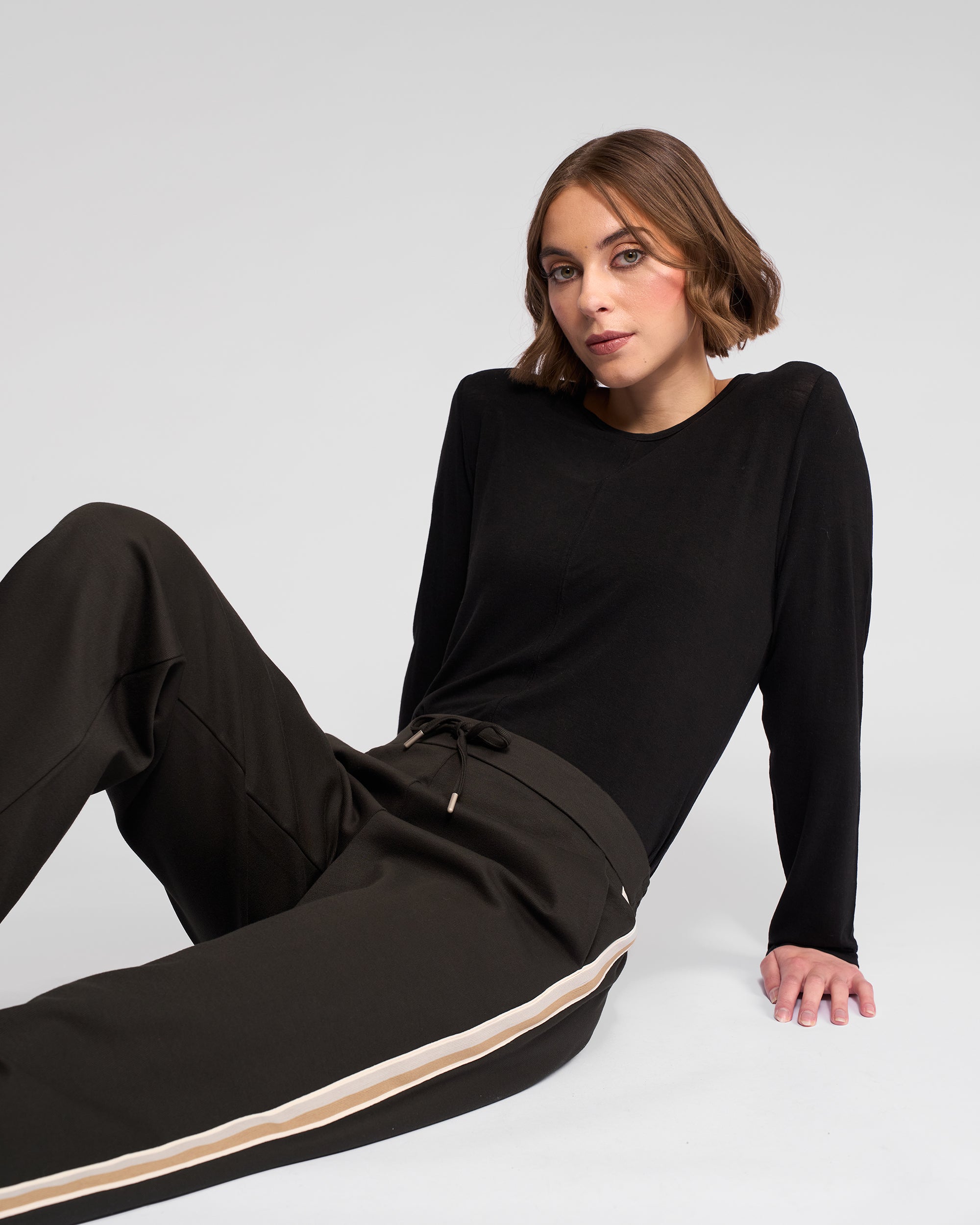 Vassalli Weekend Pant - Dark Hunter