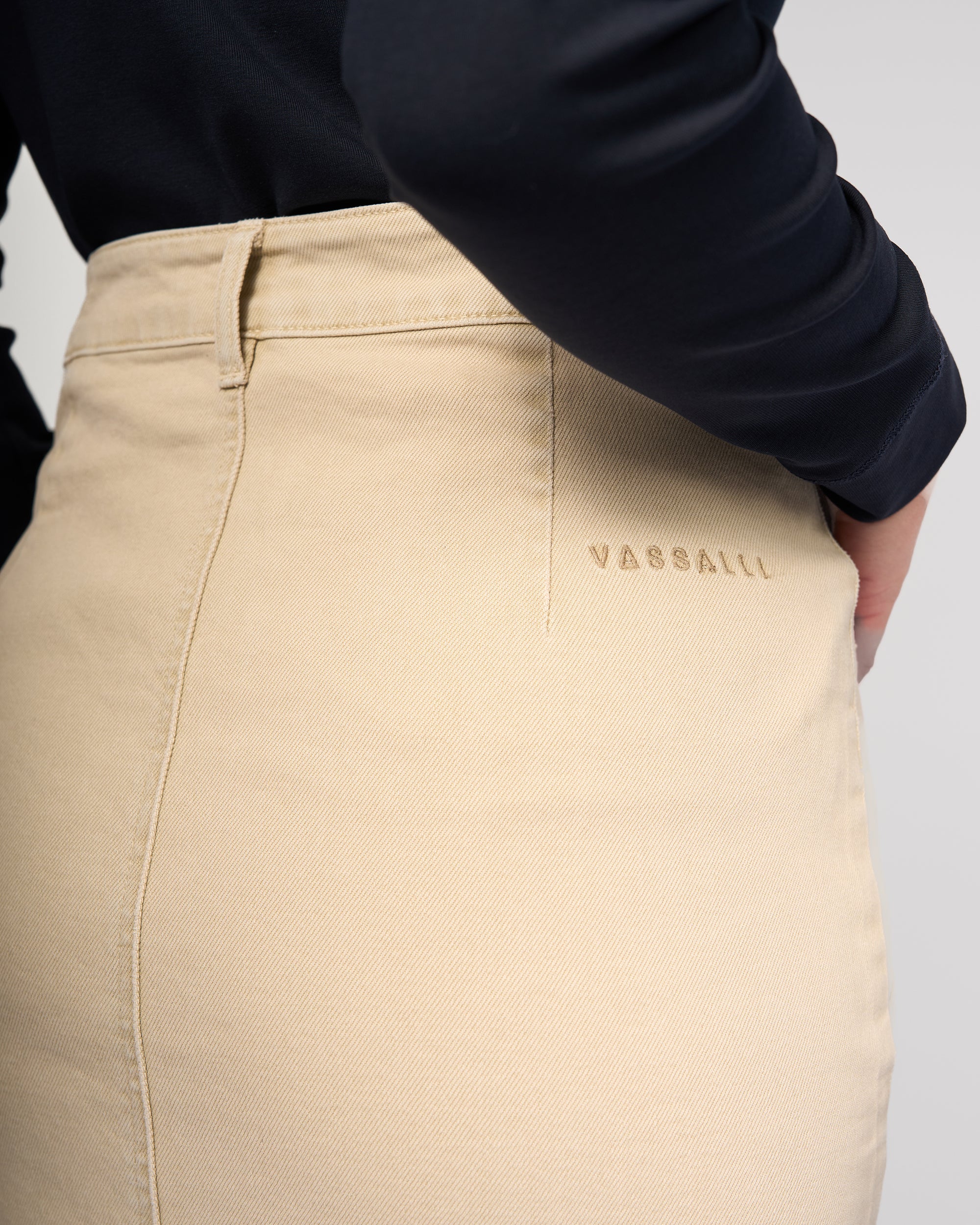 Vassalli Rook Skirt - Oat Denim