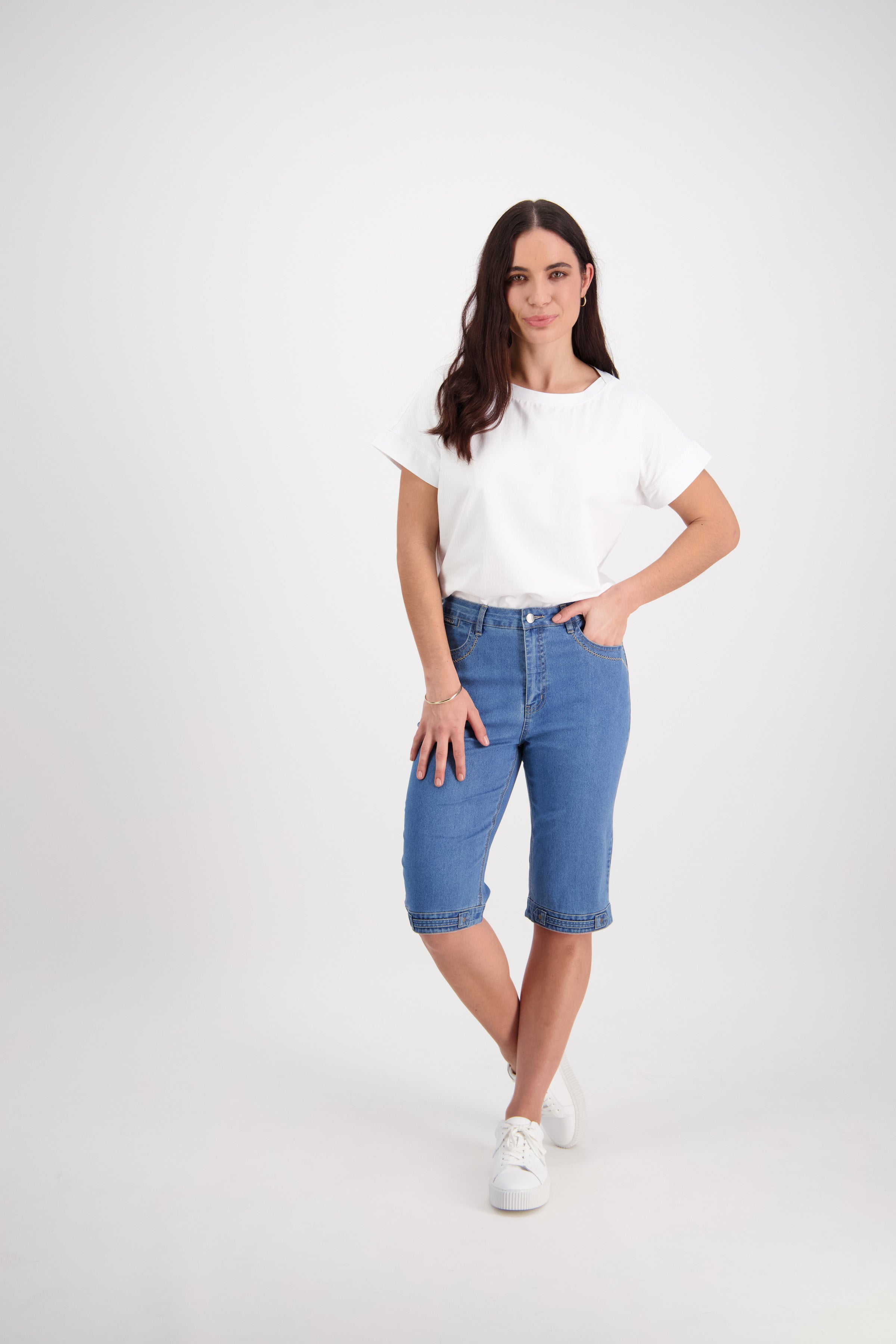 Vassalli Straight Leg Contrast Stitch Denim Short - Light Denim