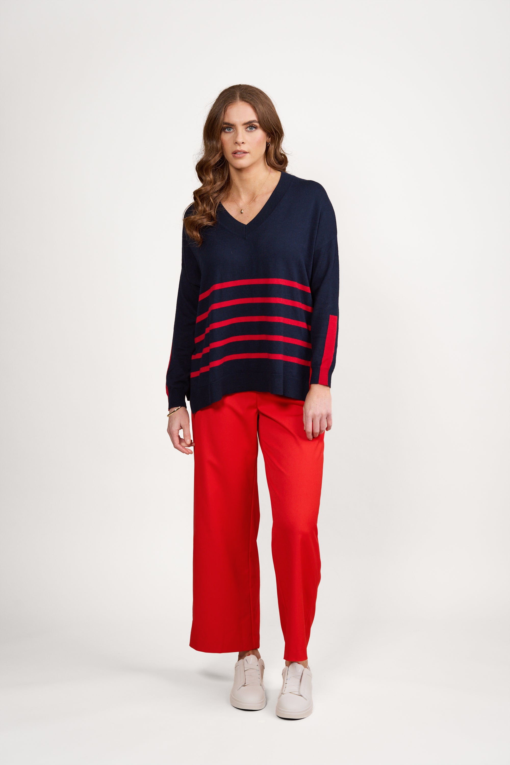 Vassalli Relaxed V Neck Sweater - Ink/Red