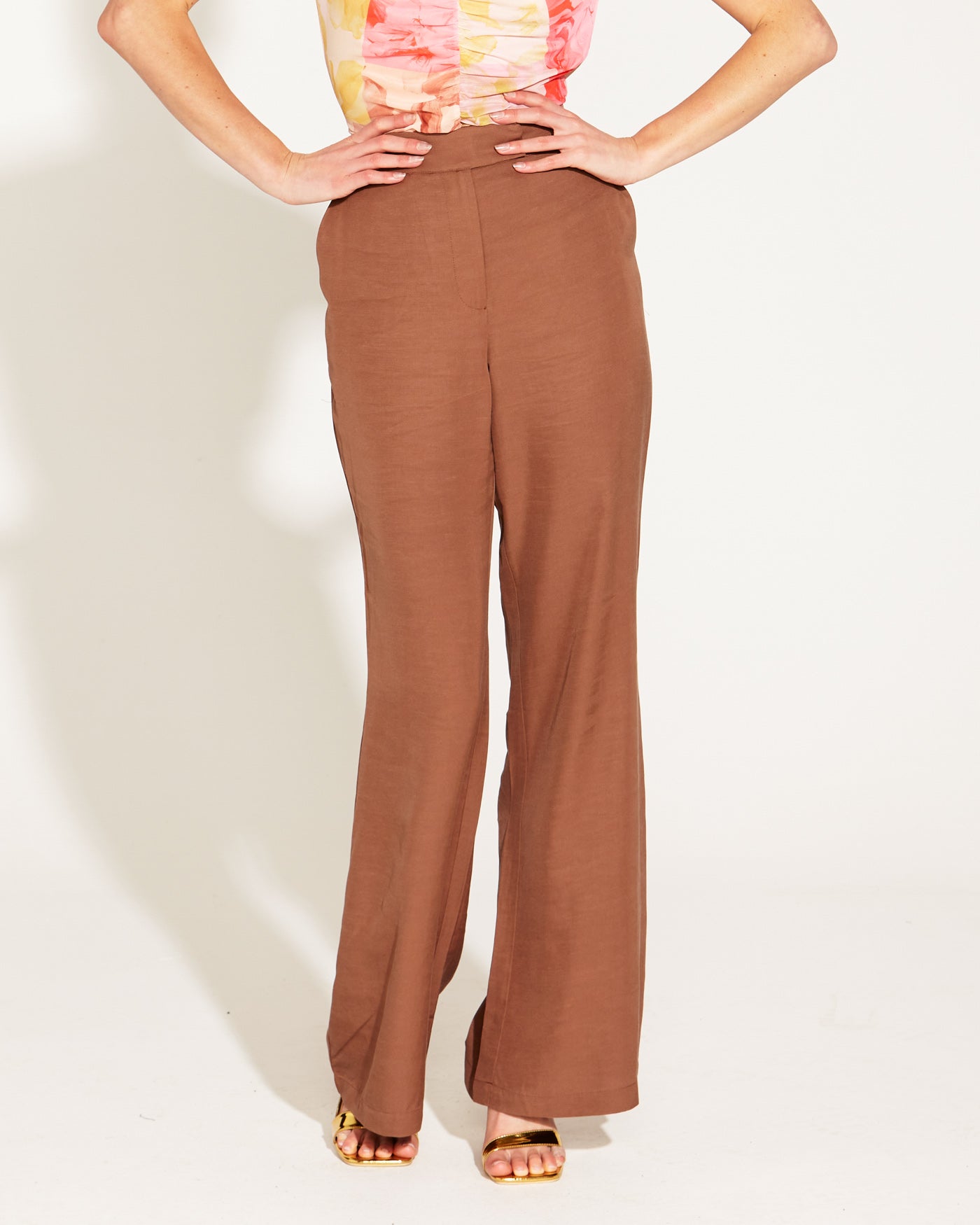 Fate+Becker One And Only High Waisted Flared Pant - Mocha