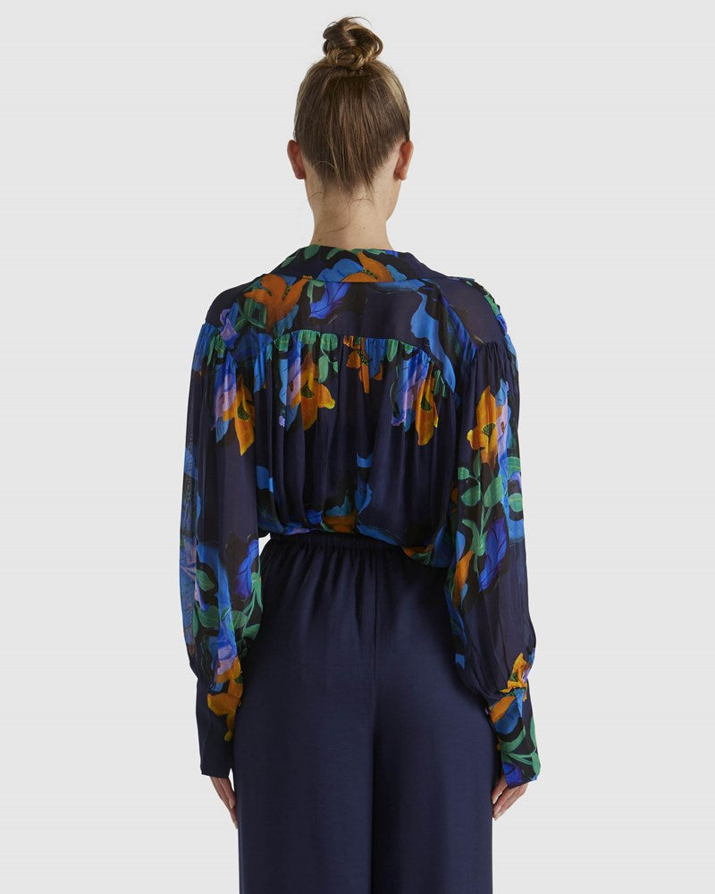 Fate+Becker Twilight Blouse - Navy Floral