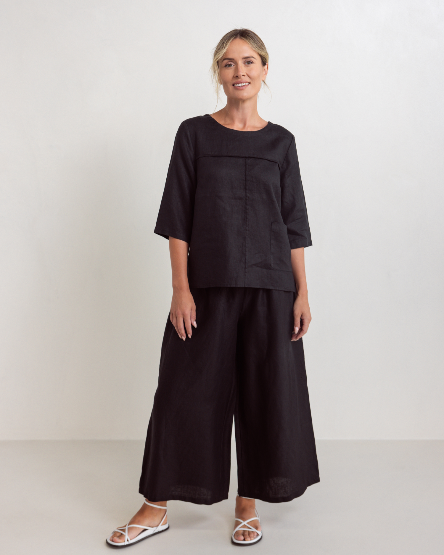See Saw 3/4 Sleeve Seam Detail Top - Black